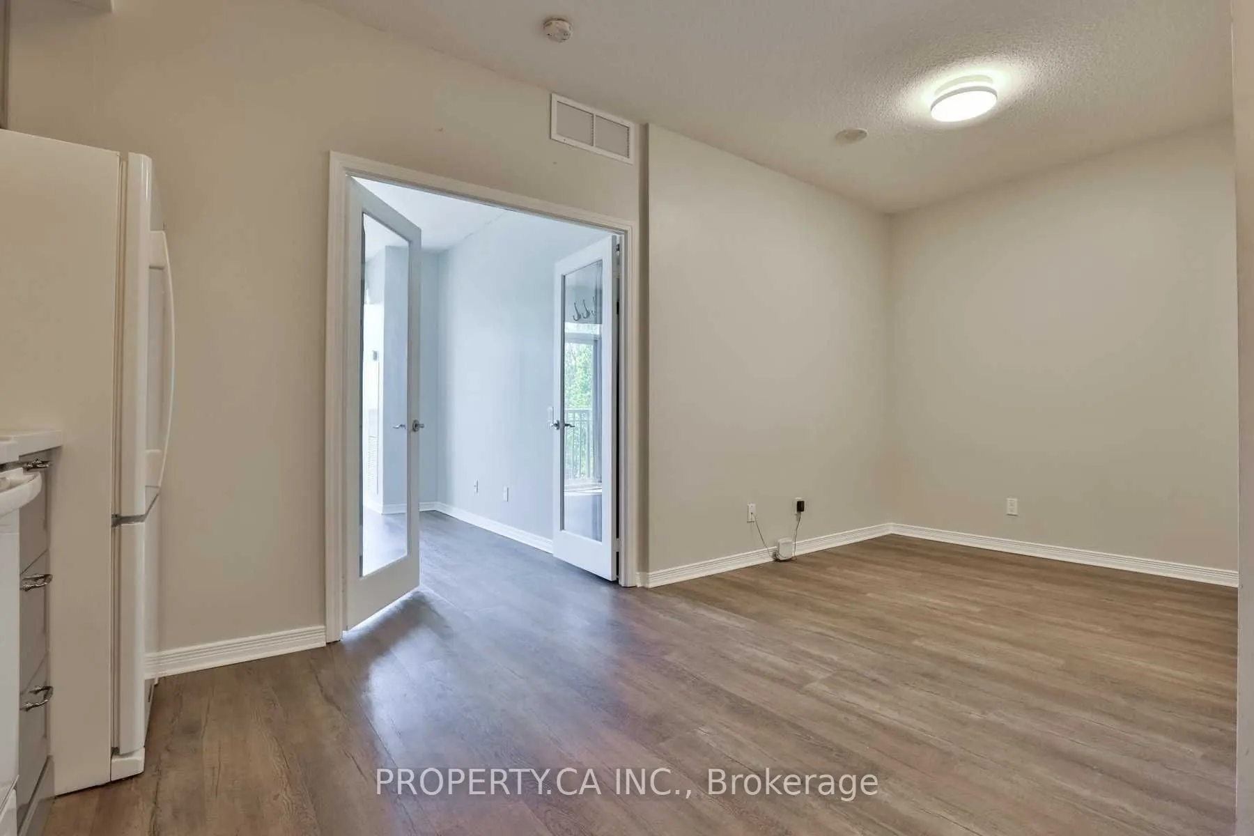 61 Heintzman Street, #305