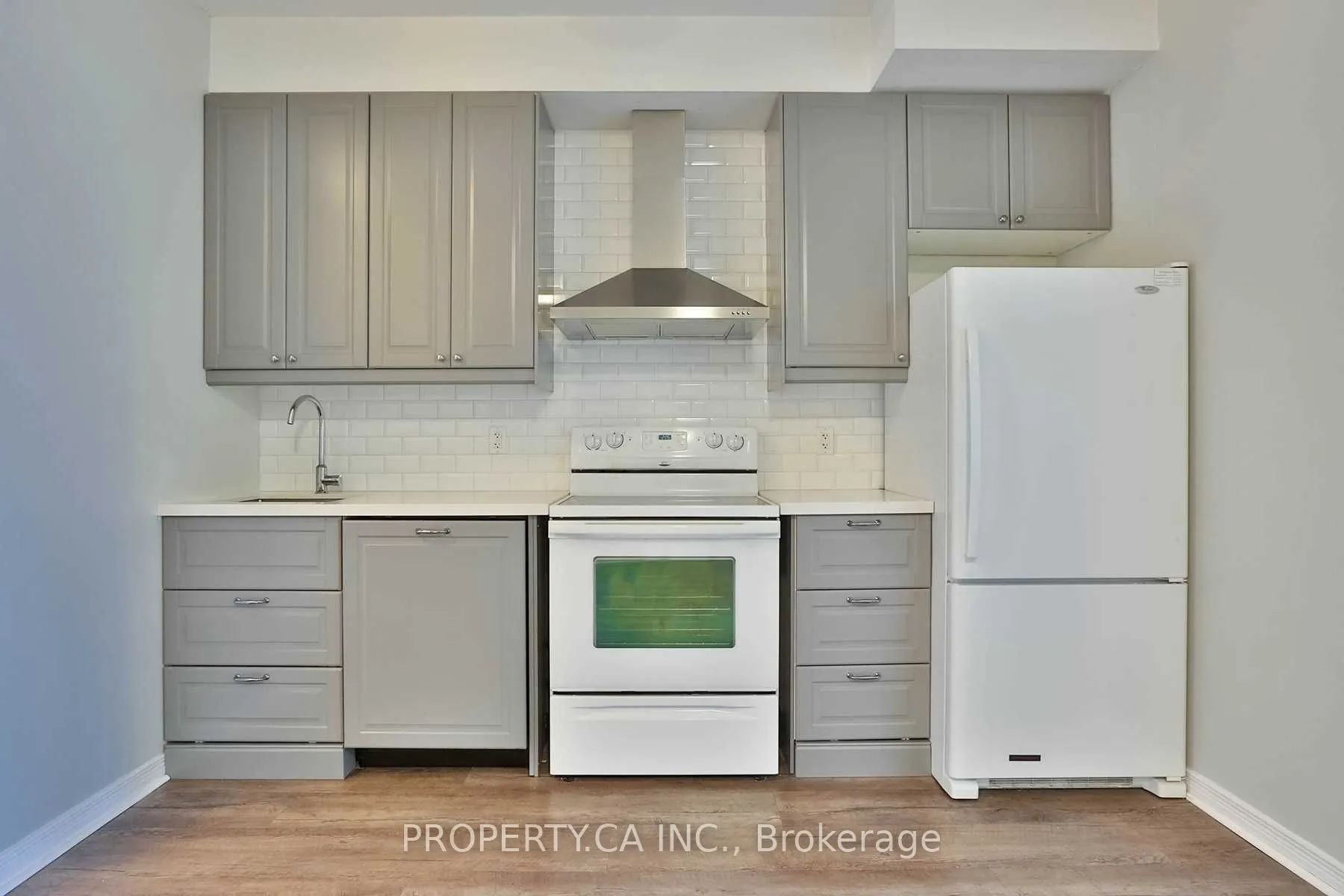 61 Heintzman Street, #305