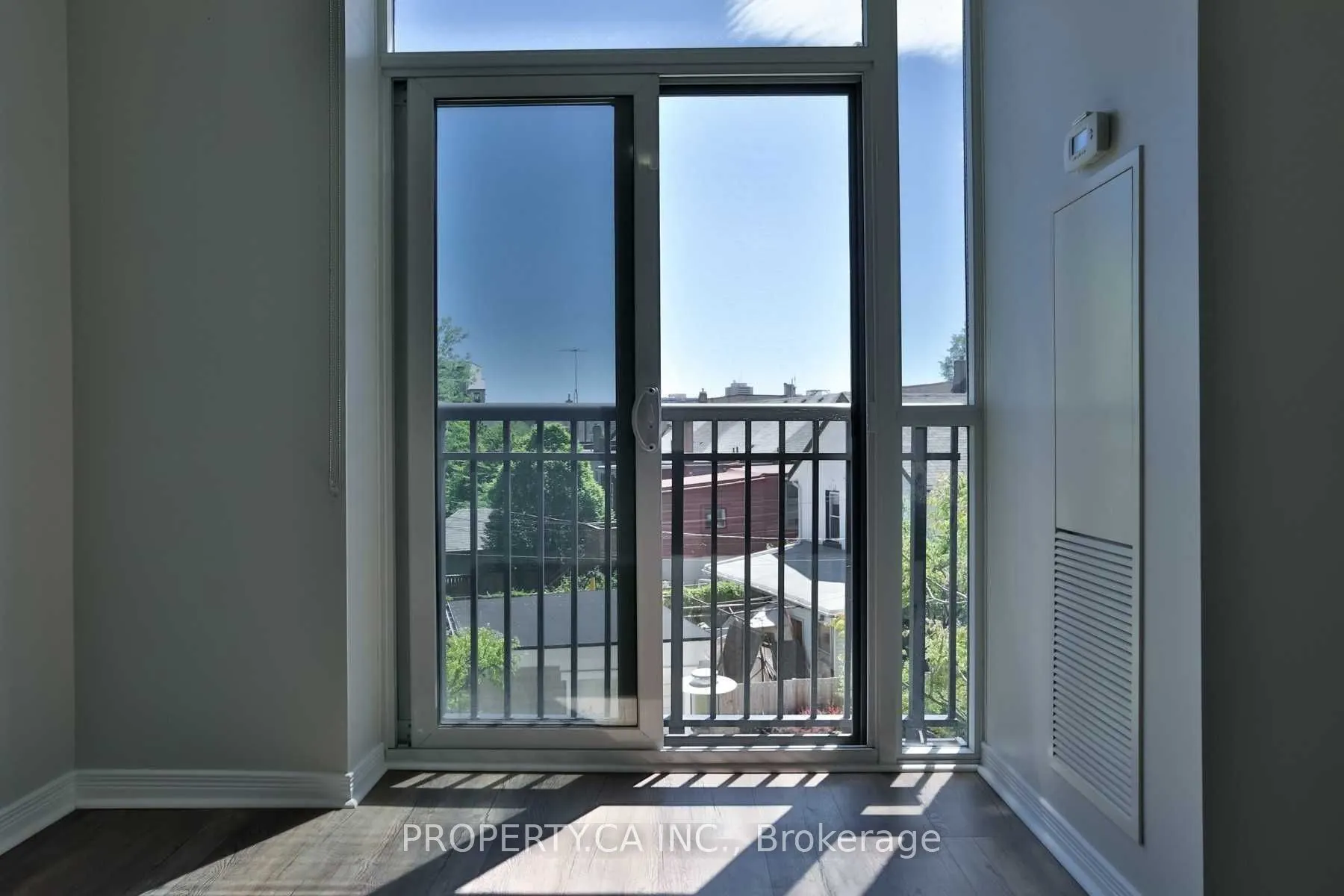 61 Heintzman Street, #305