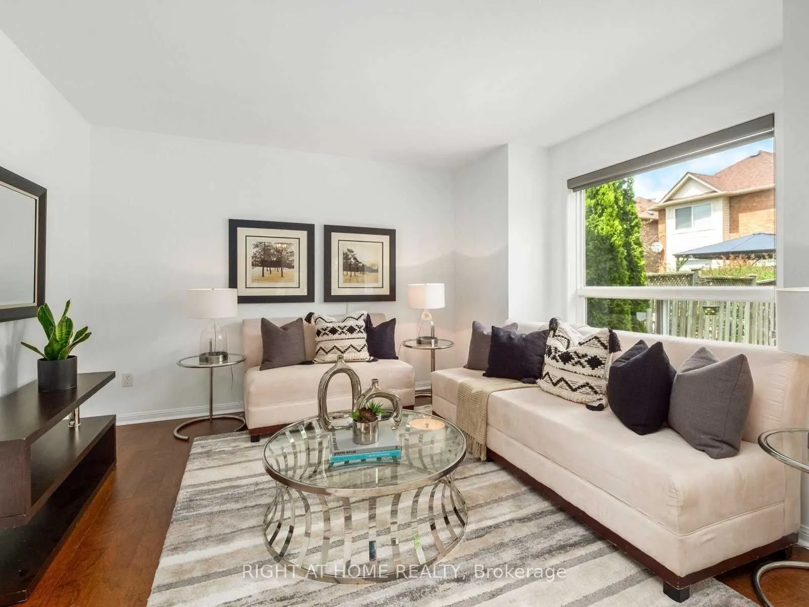 5555 Bridgeport Gate