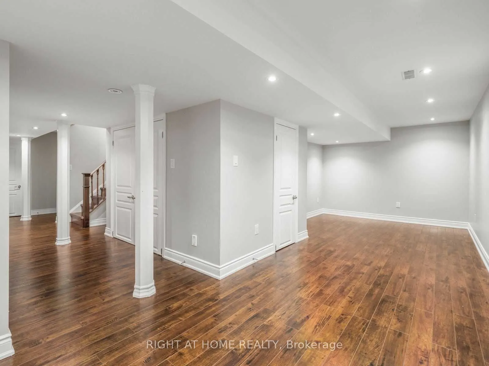 5555 Bridgeport Gate