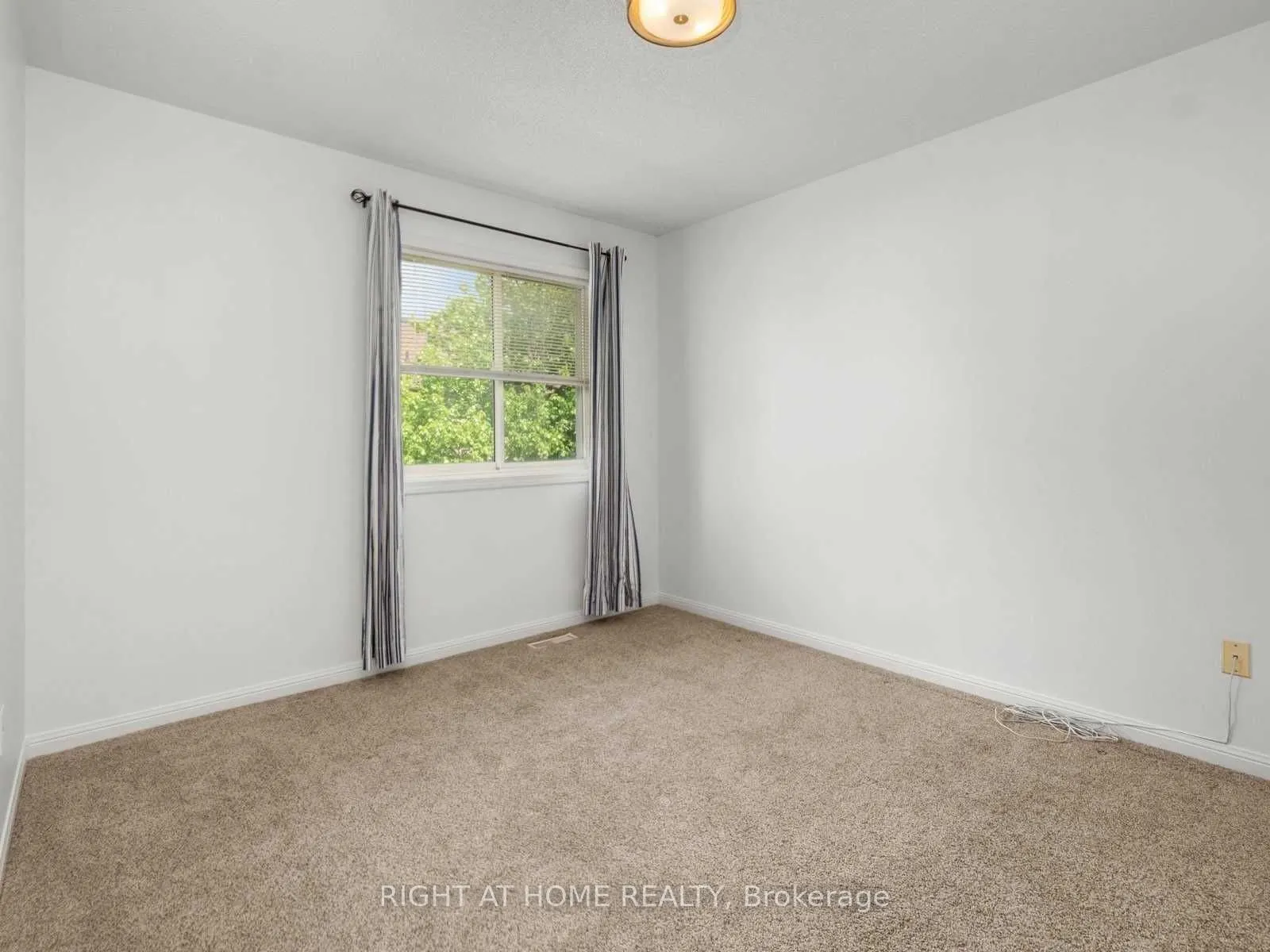 5555 Bridgeport Gate