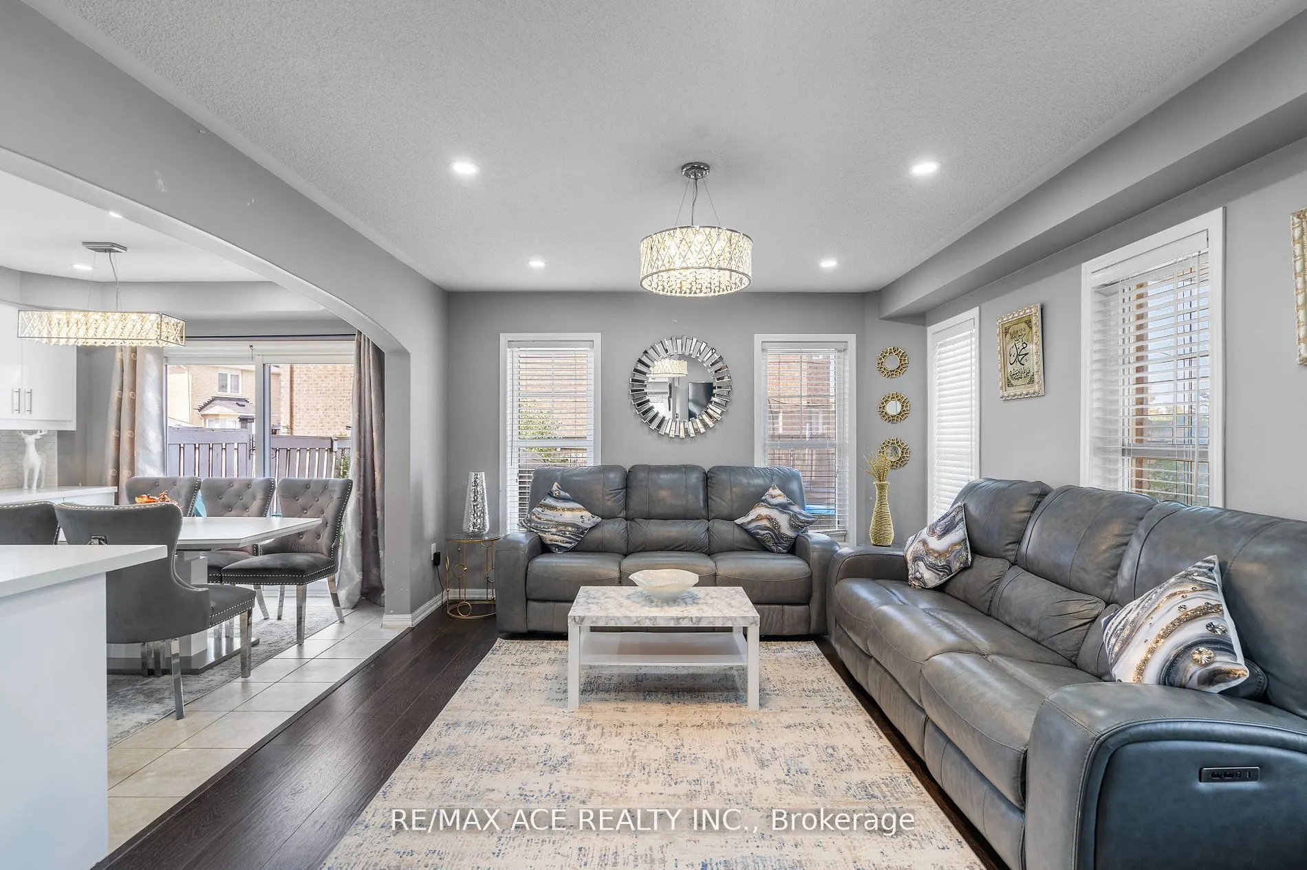 22 Apple Valley Way