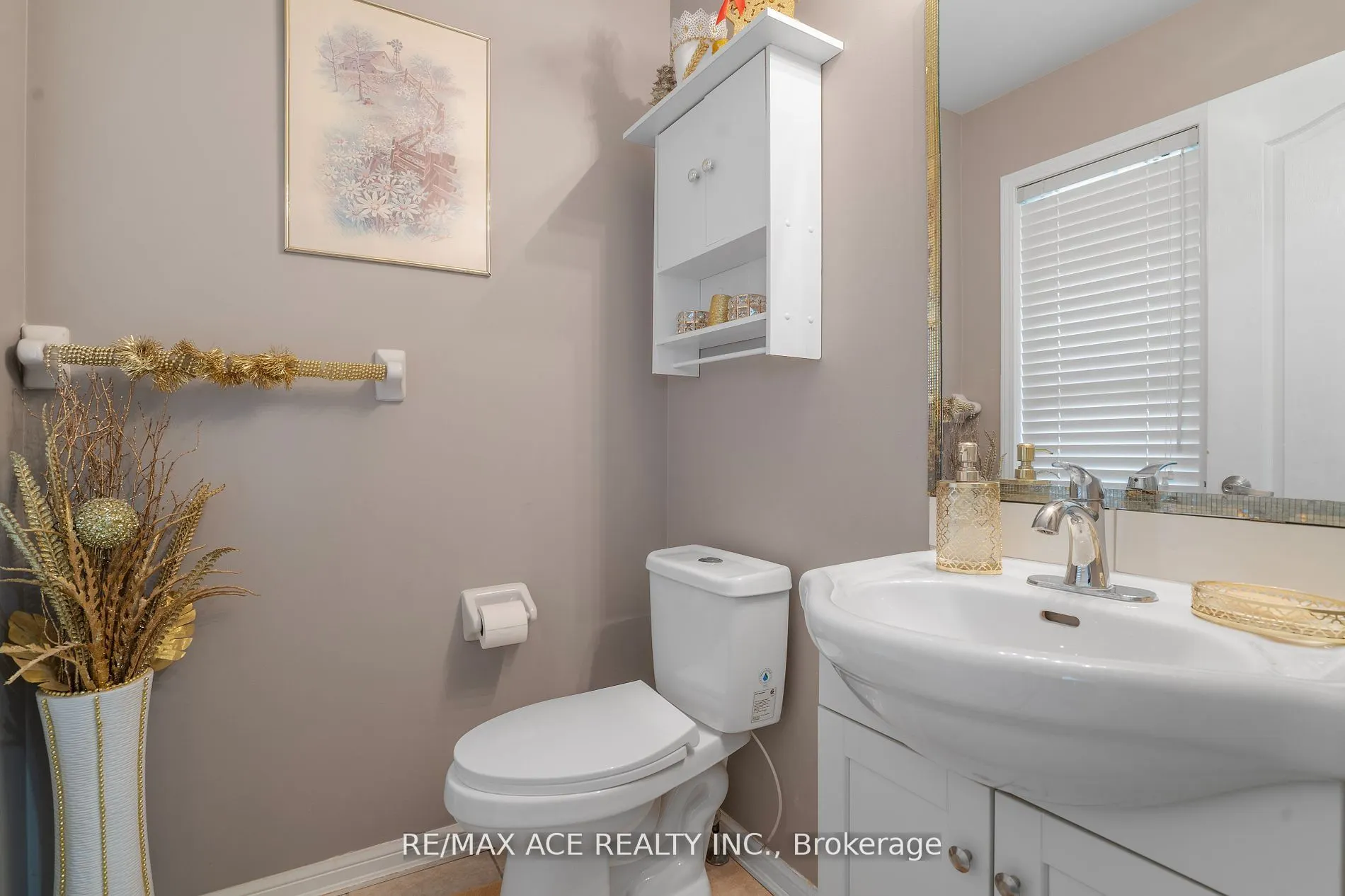 22 Apple Valley Way