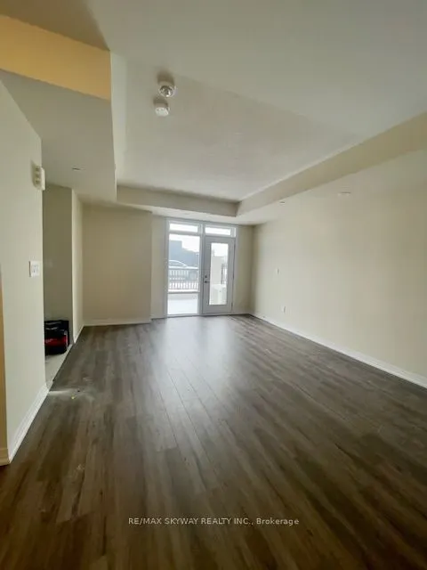 1589 Rose Way, #123