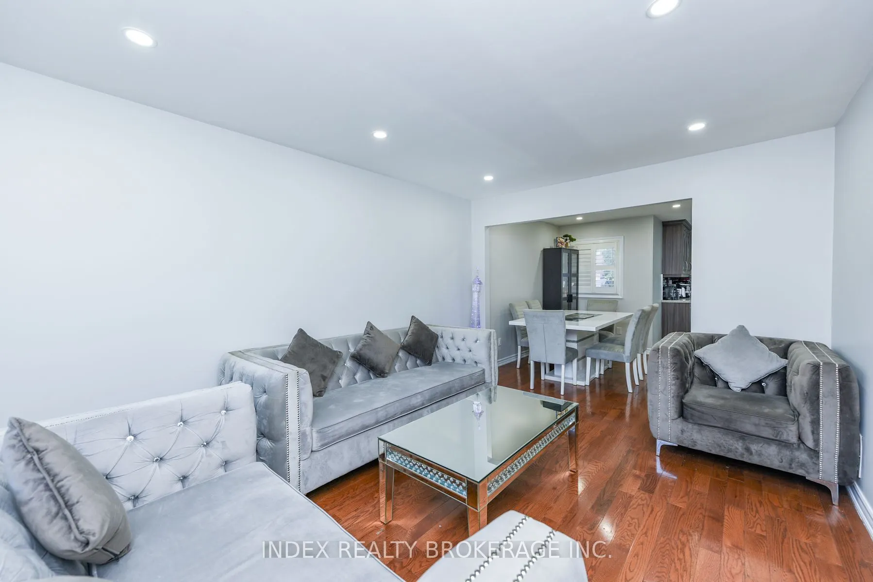 81 Mullis Crescent