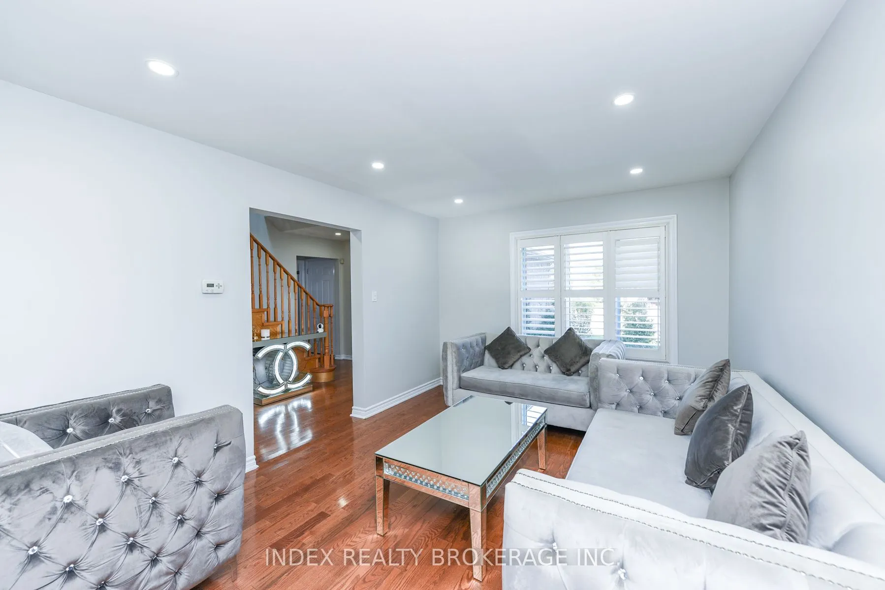 81 Mullis Crescent