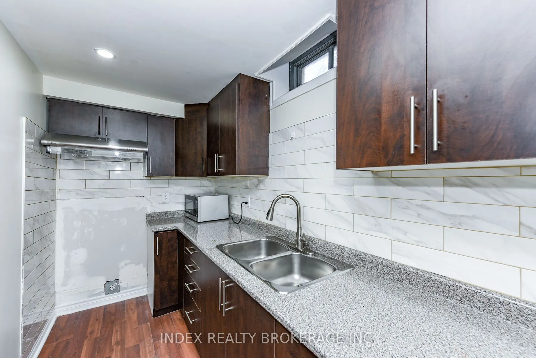 81 Mullis Crescent