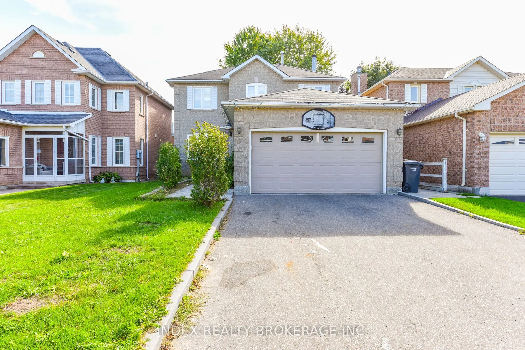 81 Mullis Crescent