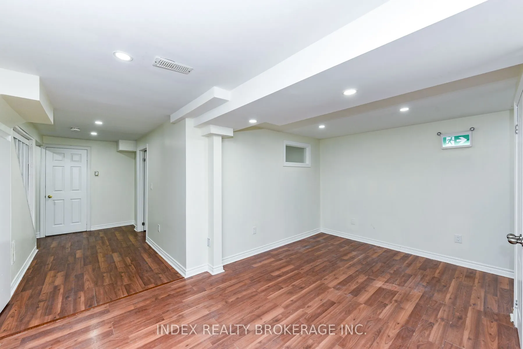 81 Mullis Crescent