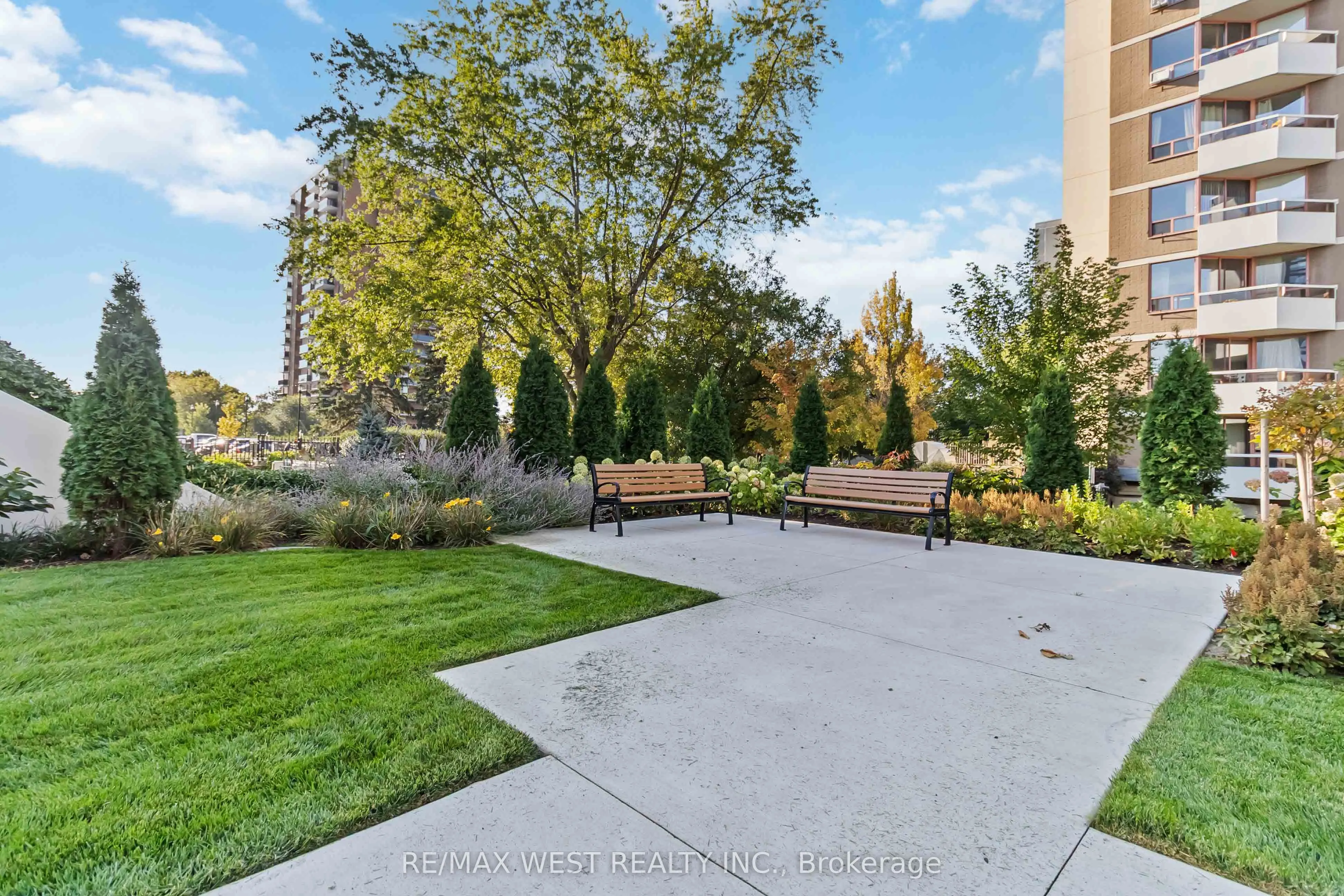 2185 Marine Drive, #1108