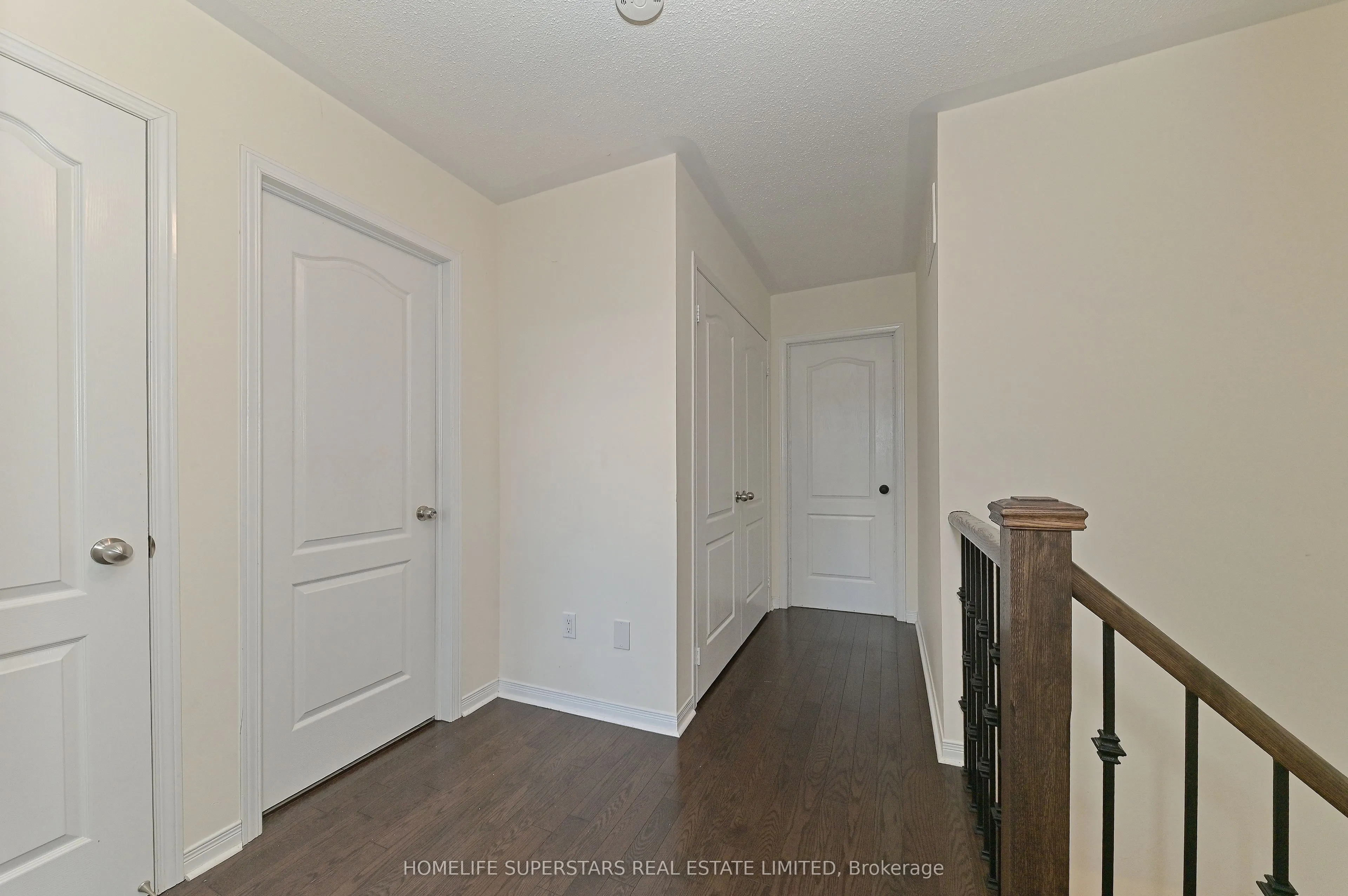 9 Yellowknife Road
