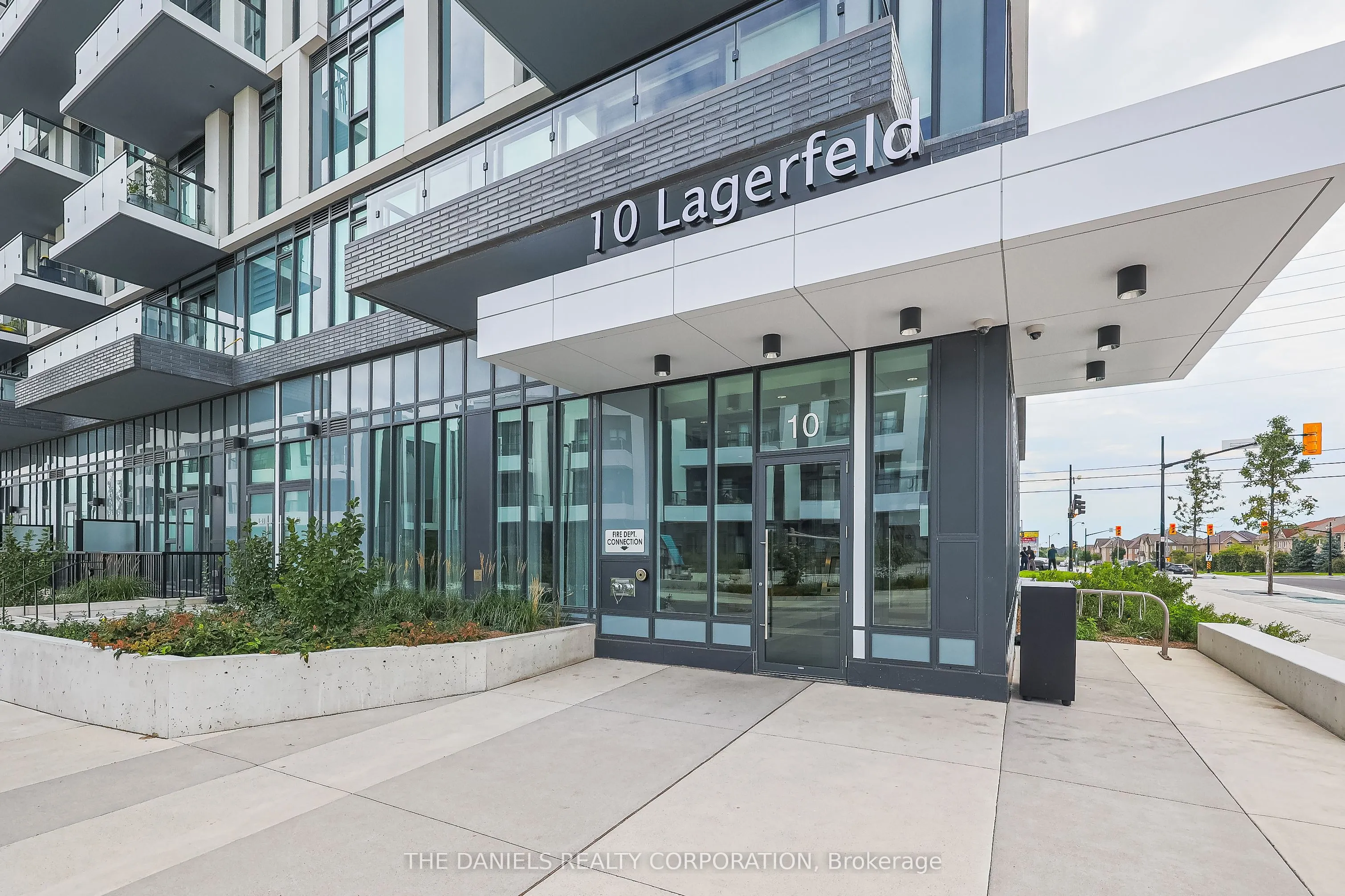10 Lagerfeld Drive, #208