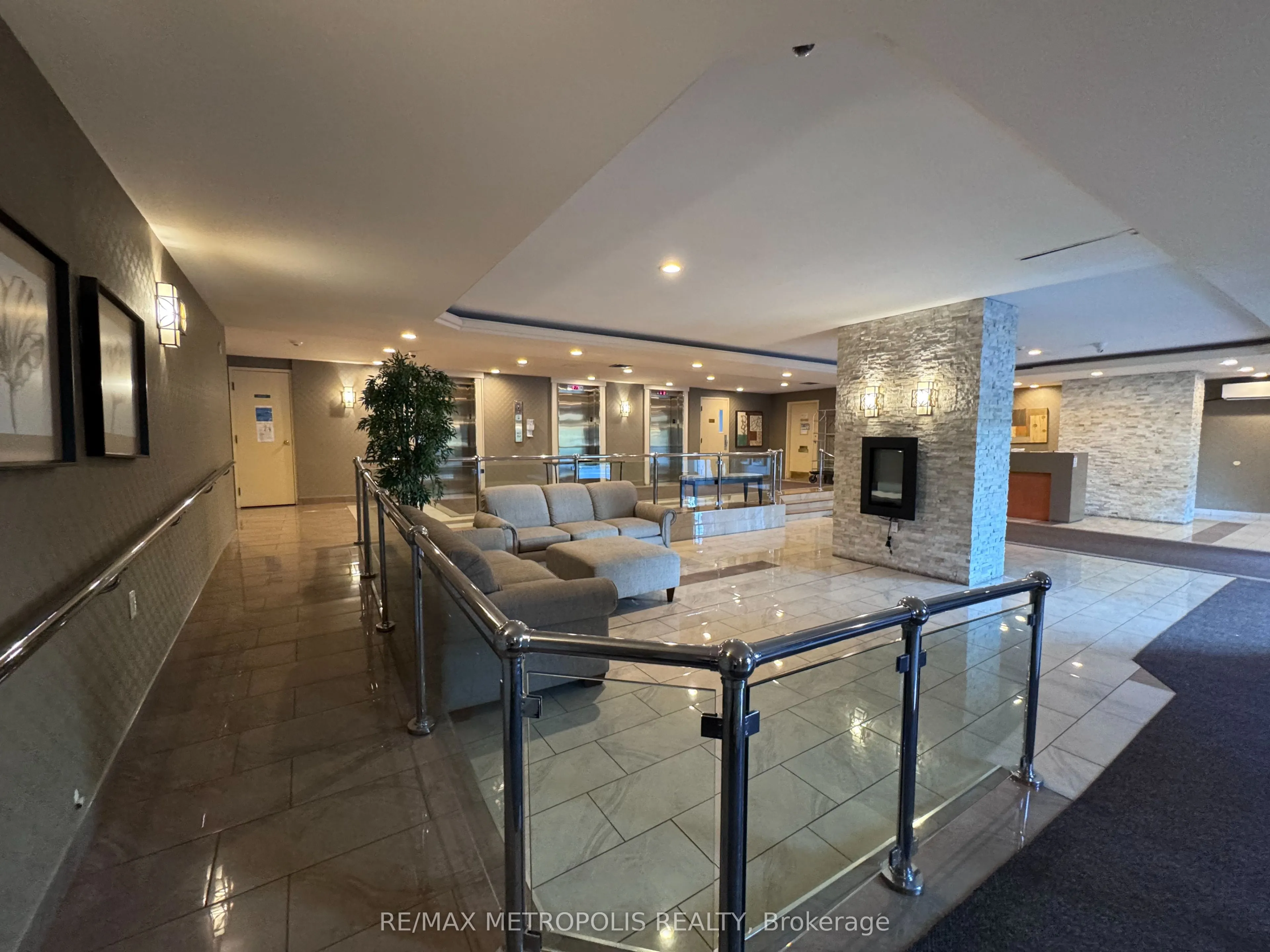 61 Markbrook Lane, #602