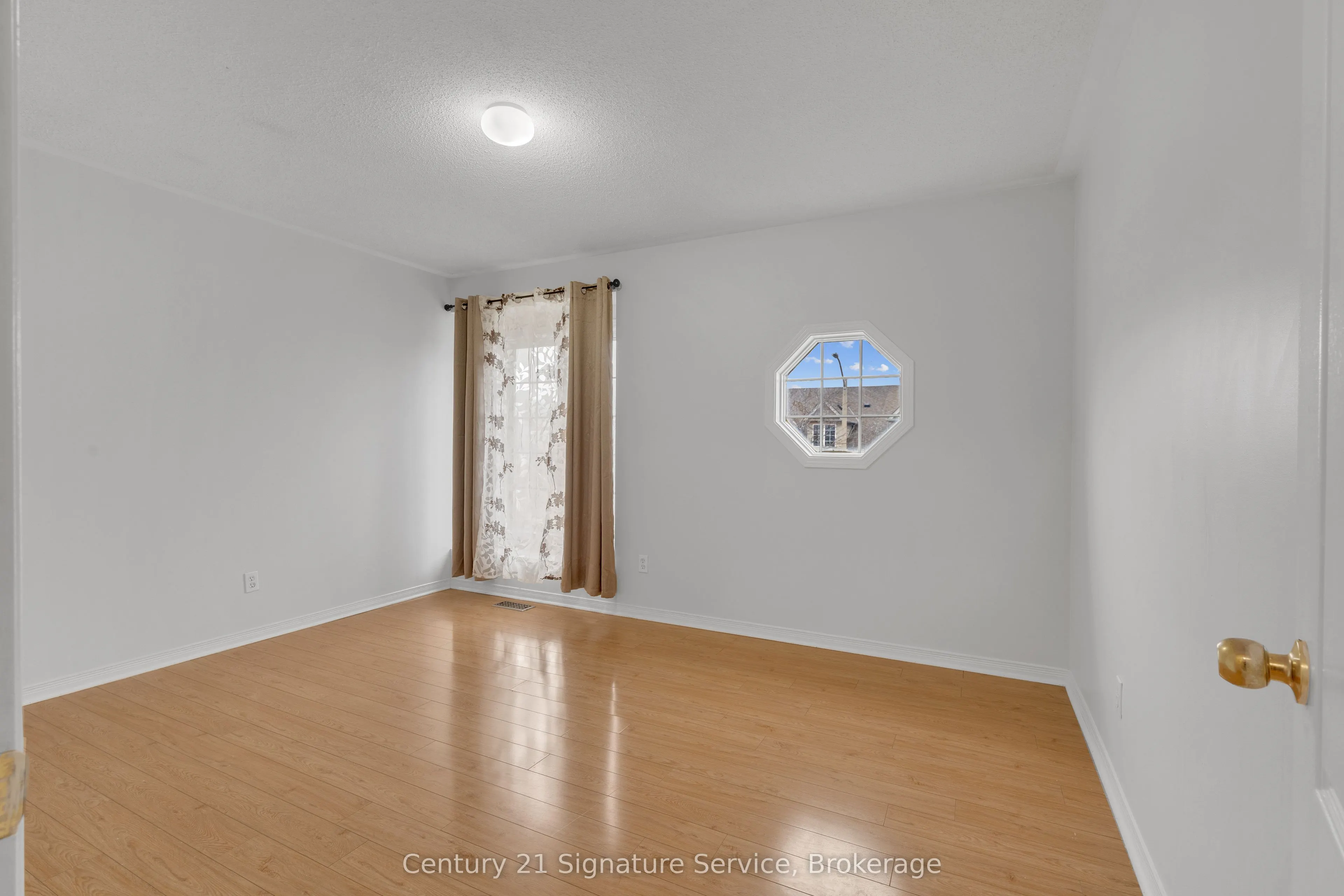 44 Bramfield Street