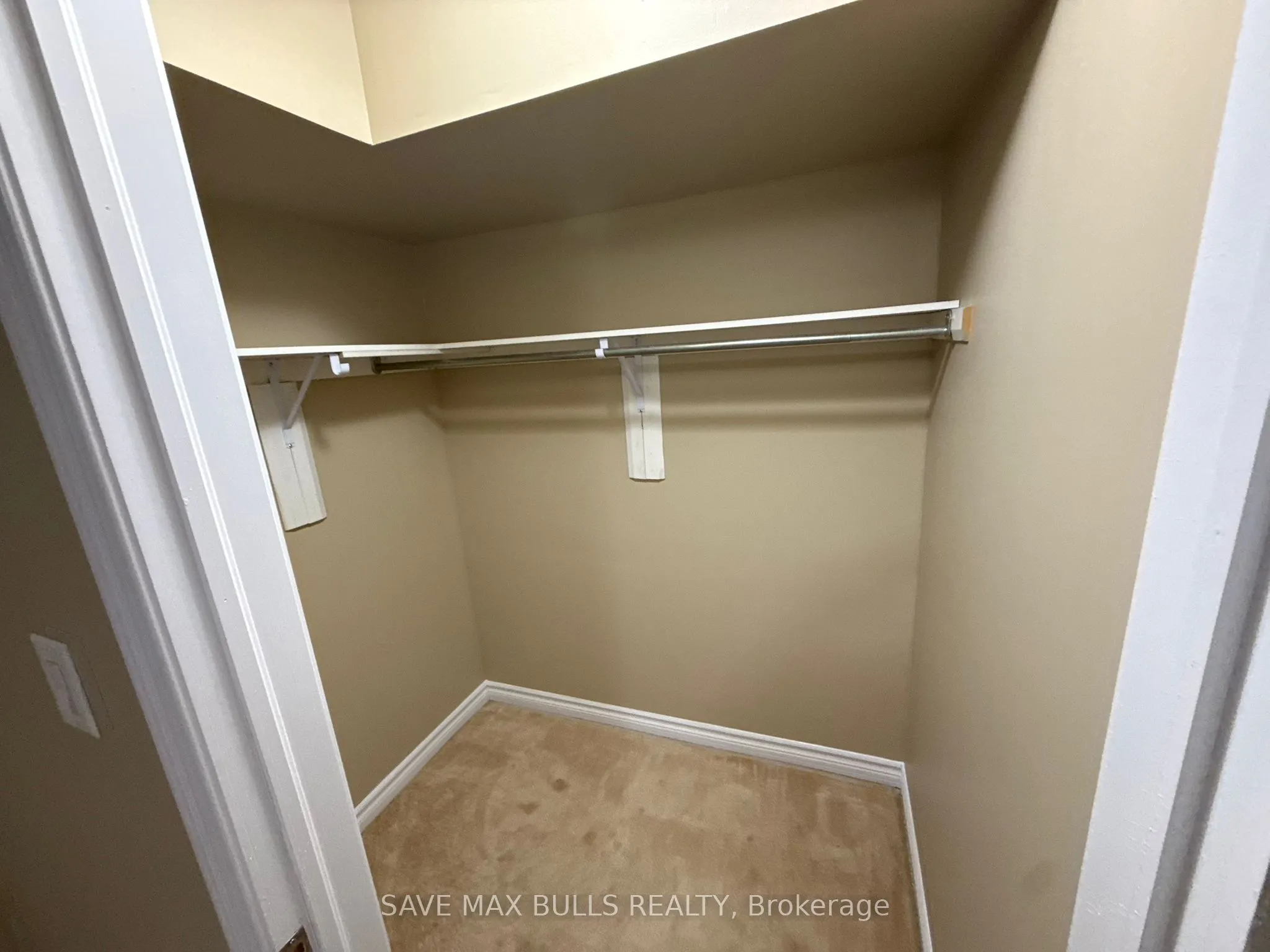 652 Lott Crescent, #Basement
