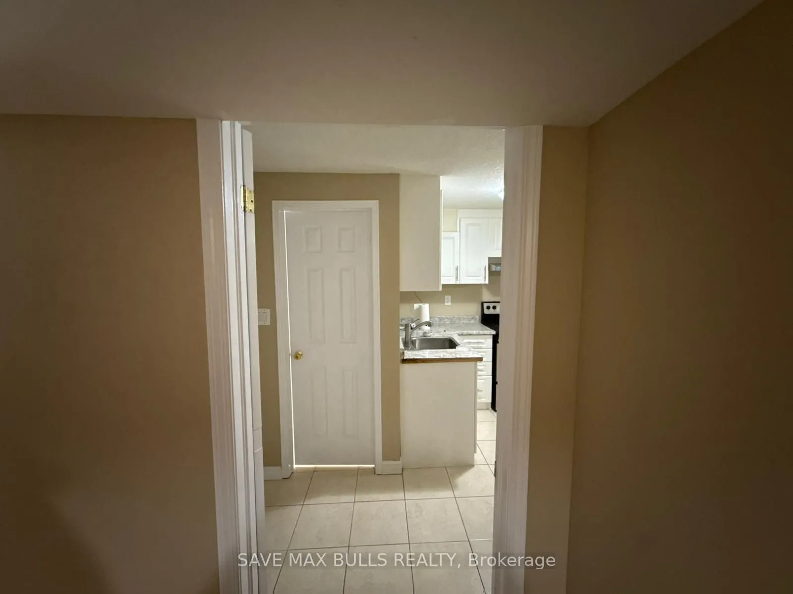 652 Lott Crescent, #Basement
