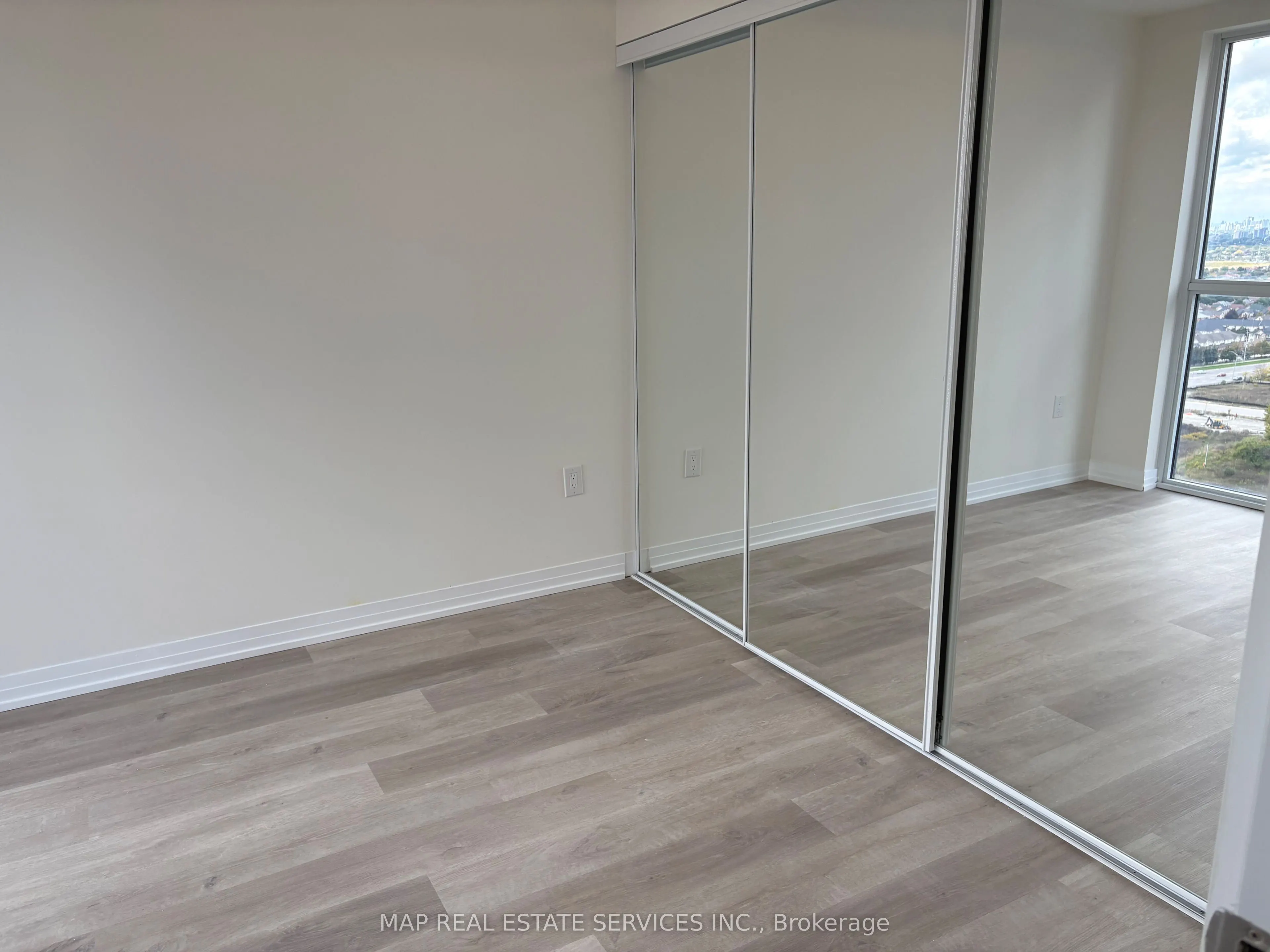 15 Watergarden Drive, #2110