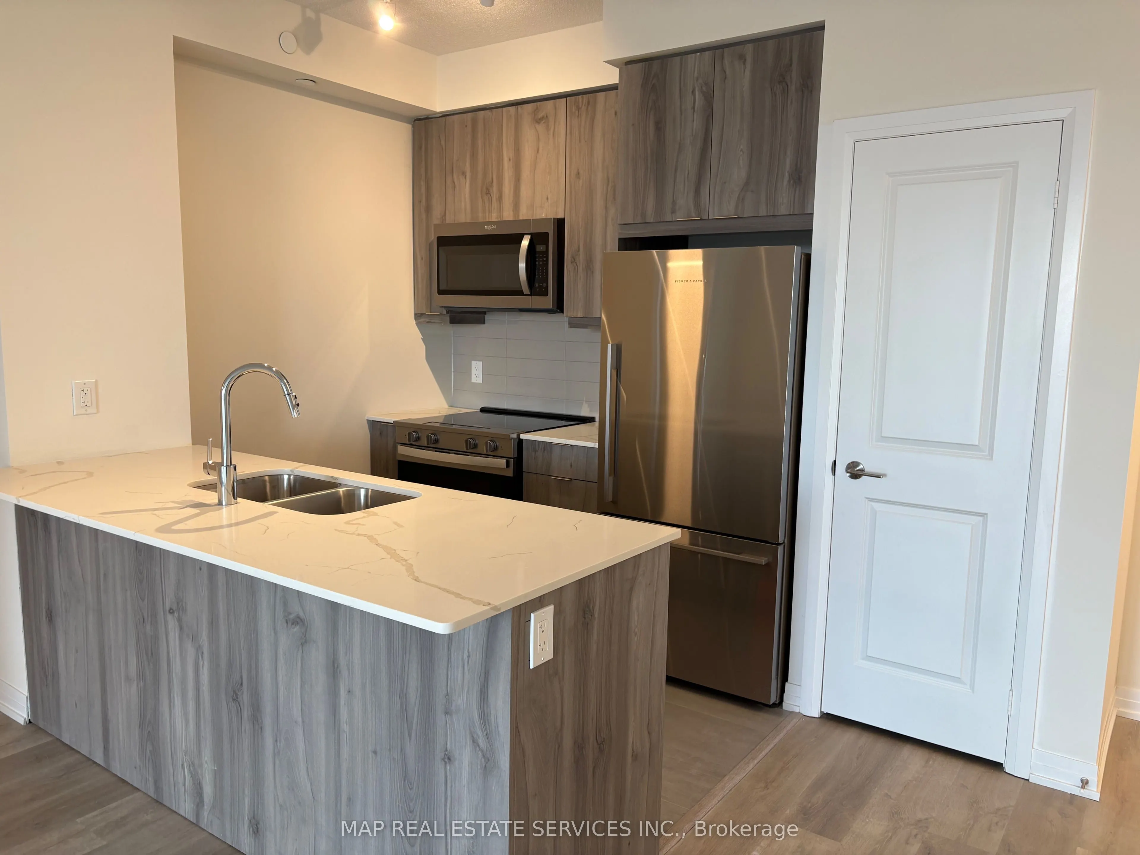 15 Watergarden Drive, #2110