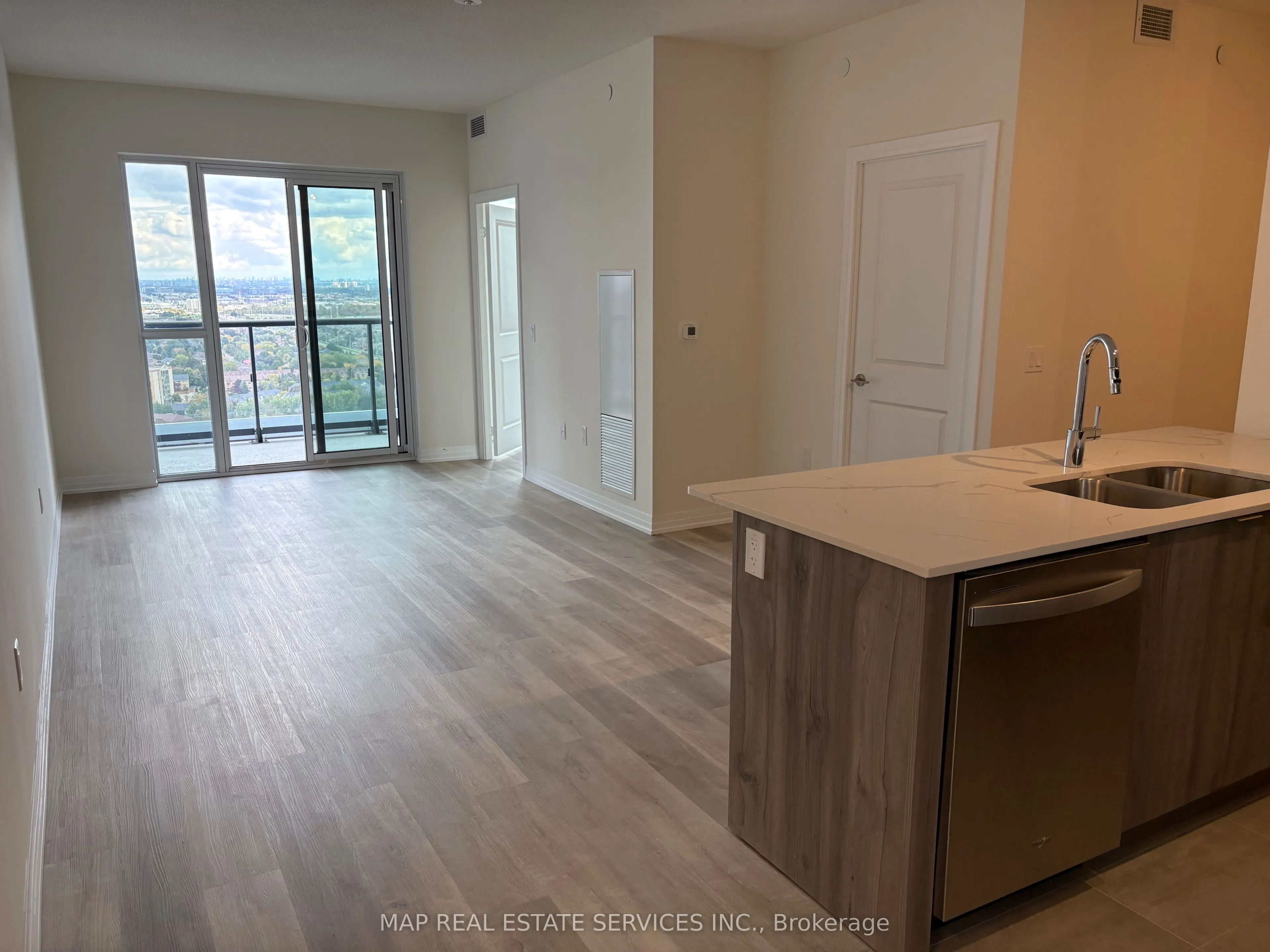 15 Watergarden Drive, #2110