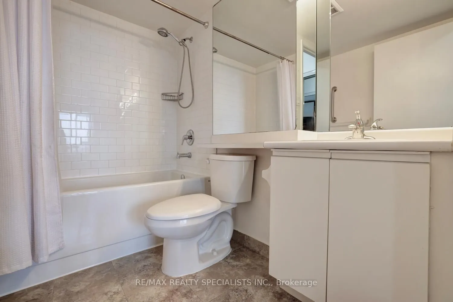 550 Webb Drive, #502