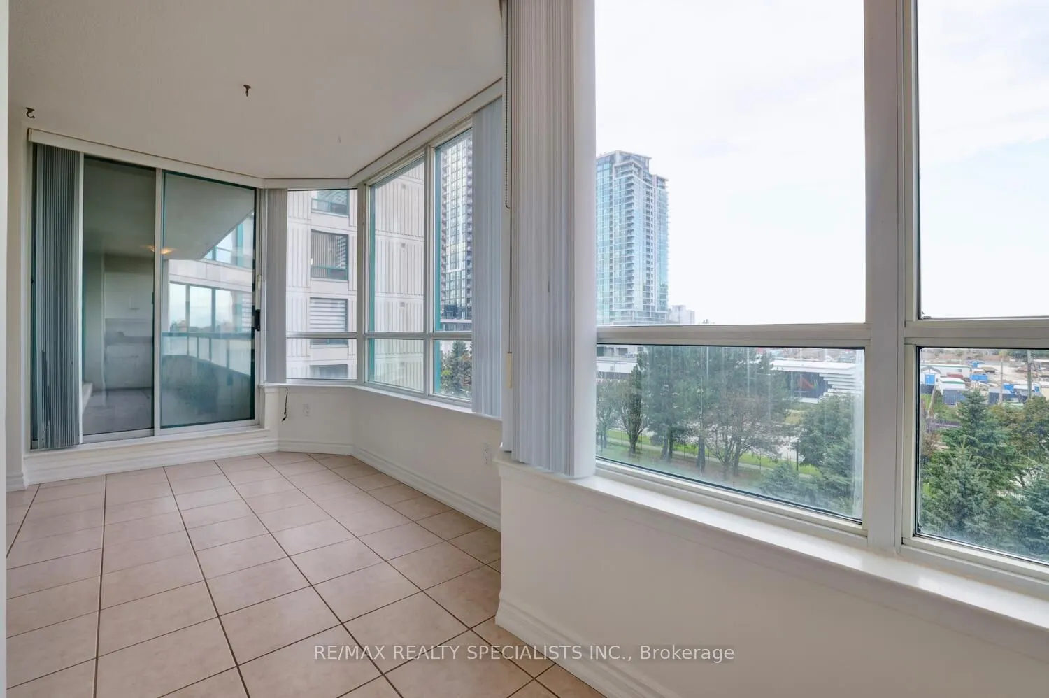 550 Webb Drive, #502