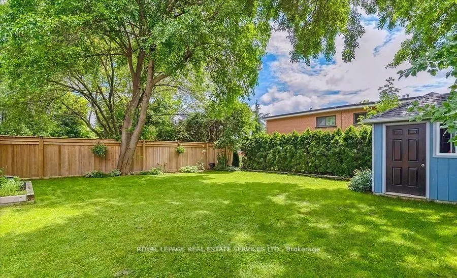 1344 Everall Road