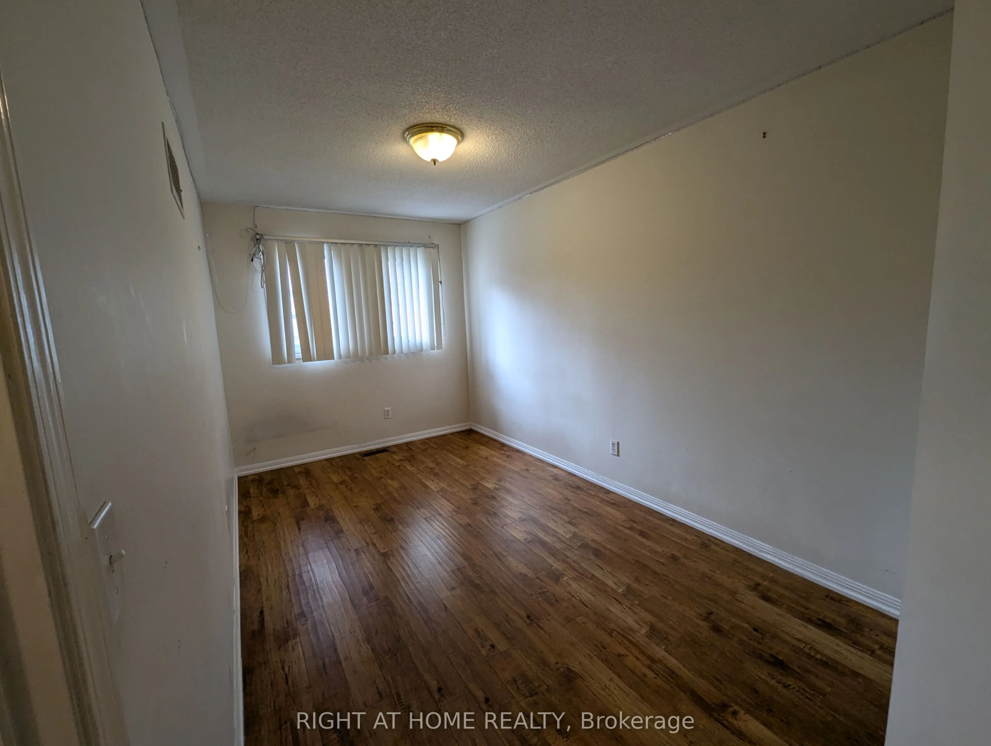1423 Quest Circle