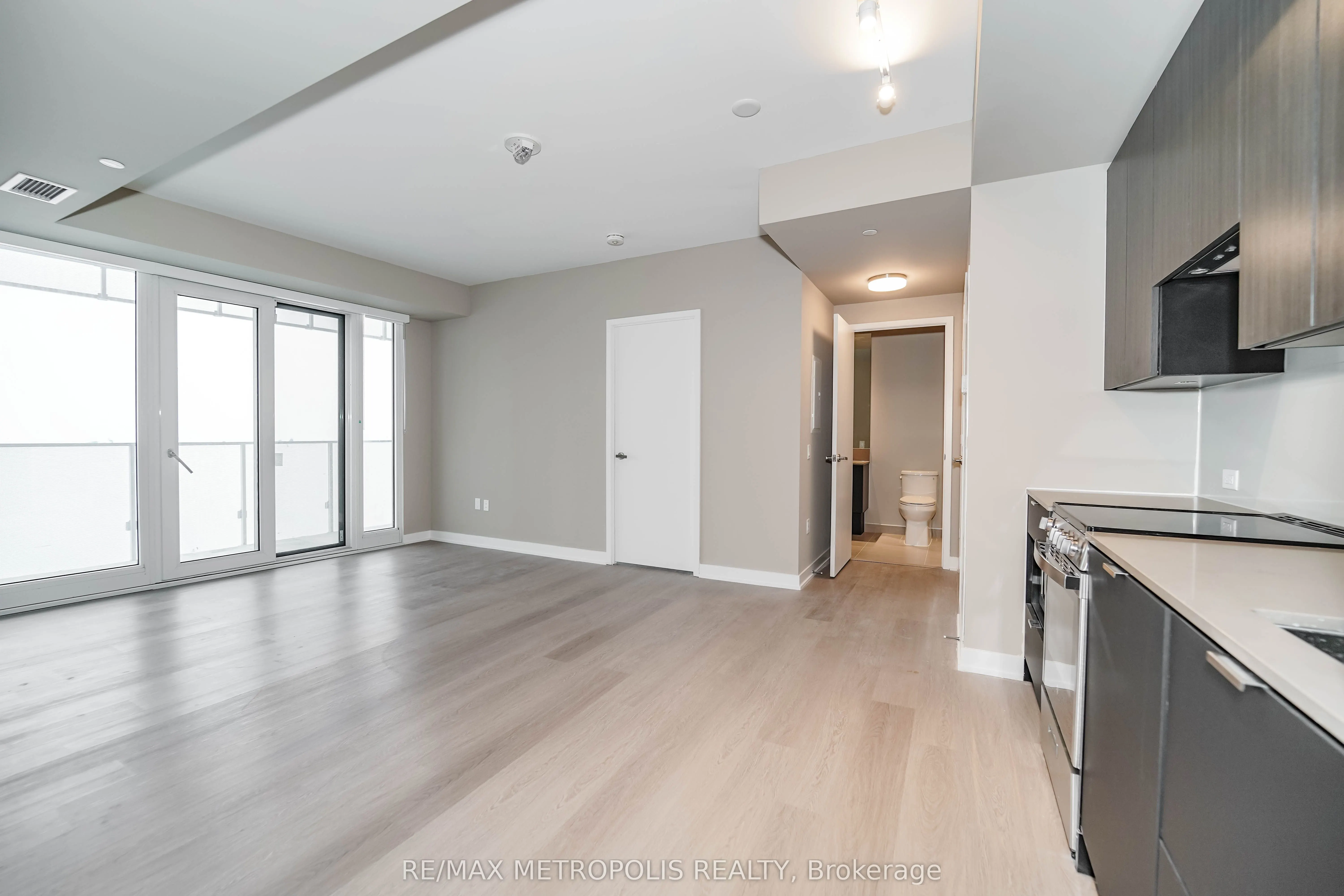 3883 Quartz Road, #3206
