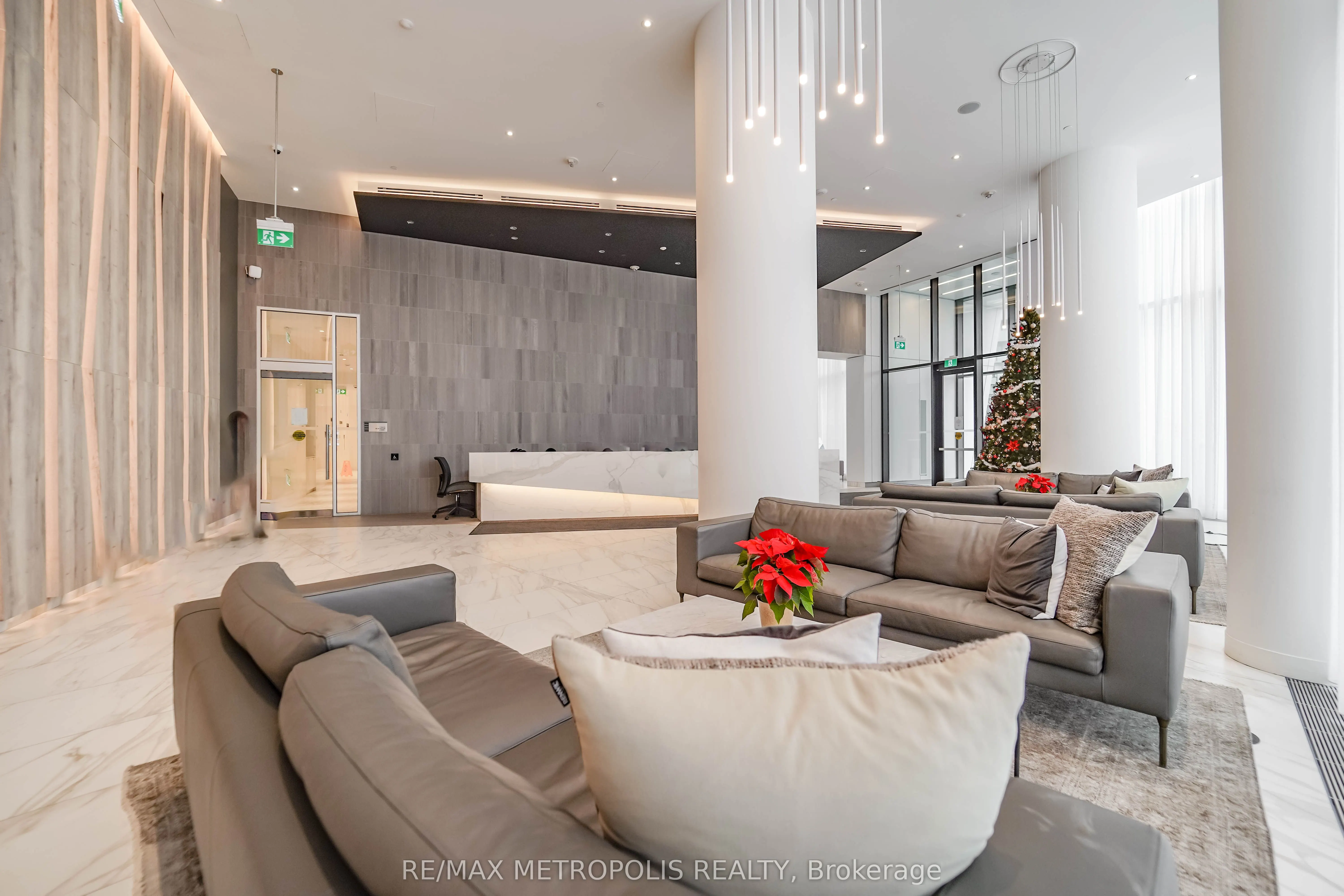 3883 Quartz Road, #3206