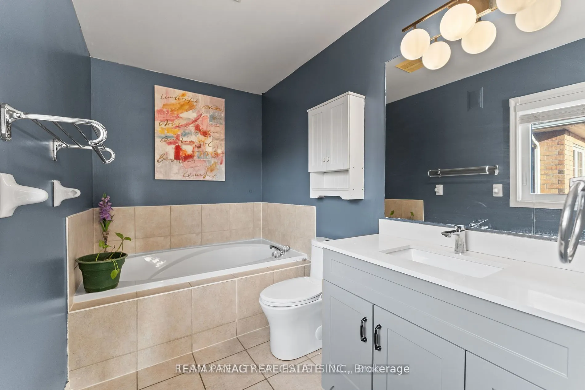 17 Bushberry Road
