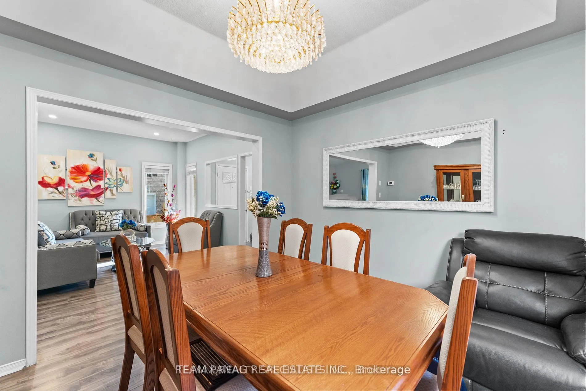17 Bushberry Road