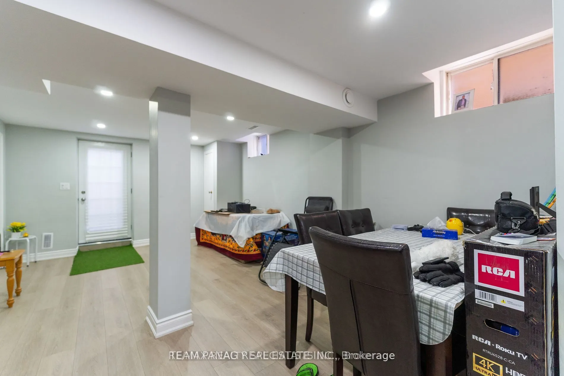 17 Bushberry Road