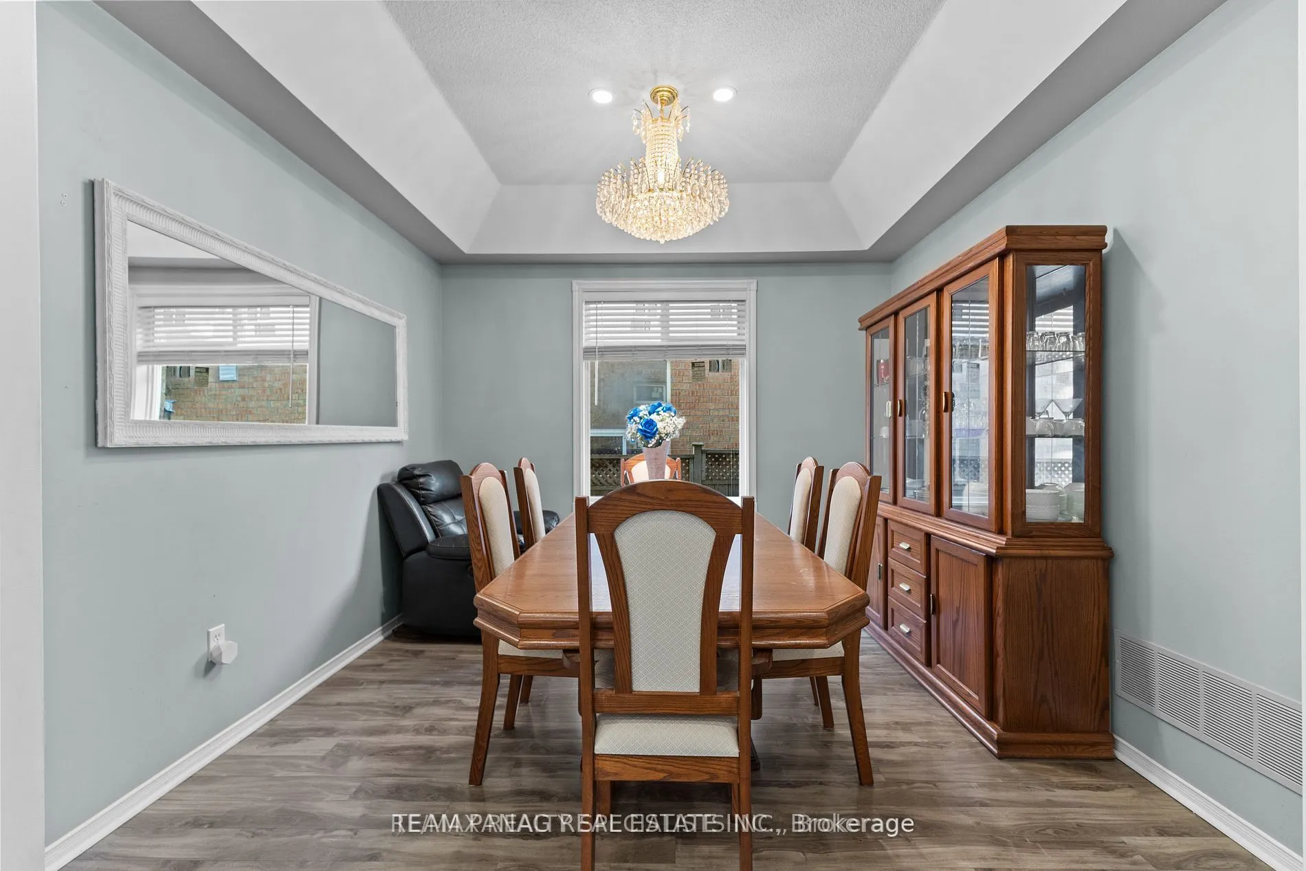 17 Bushberry Road