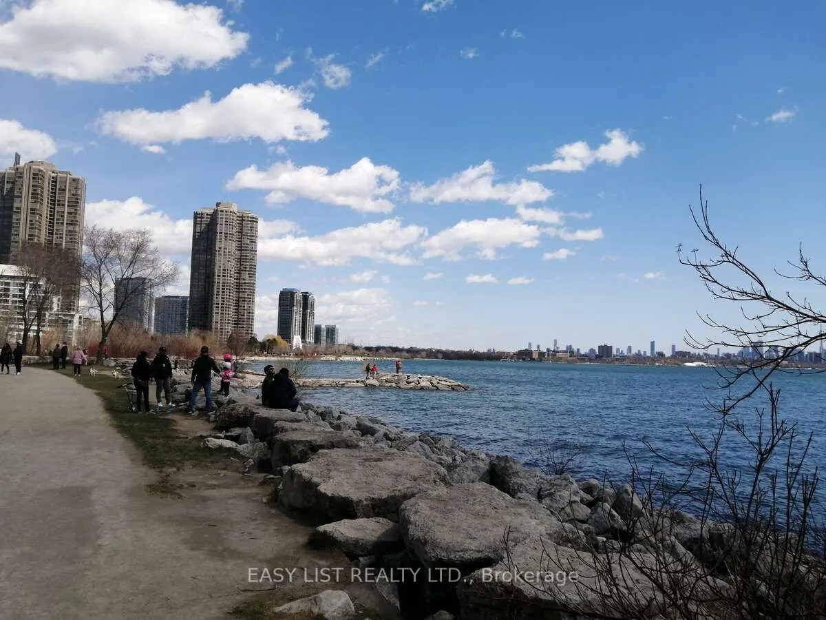 20 Shore Breeze Drive, #2503