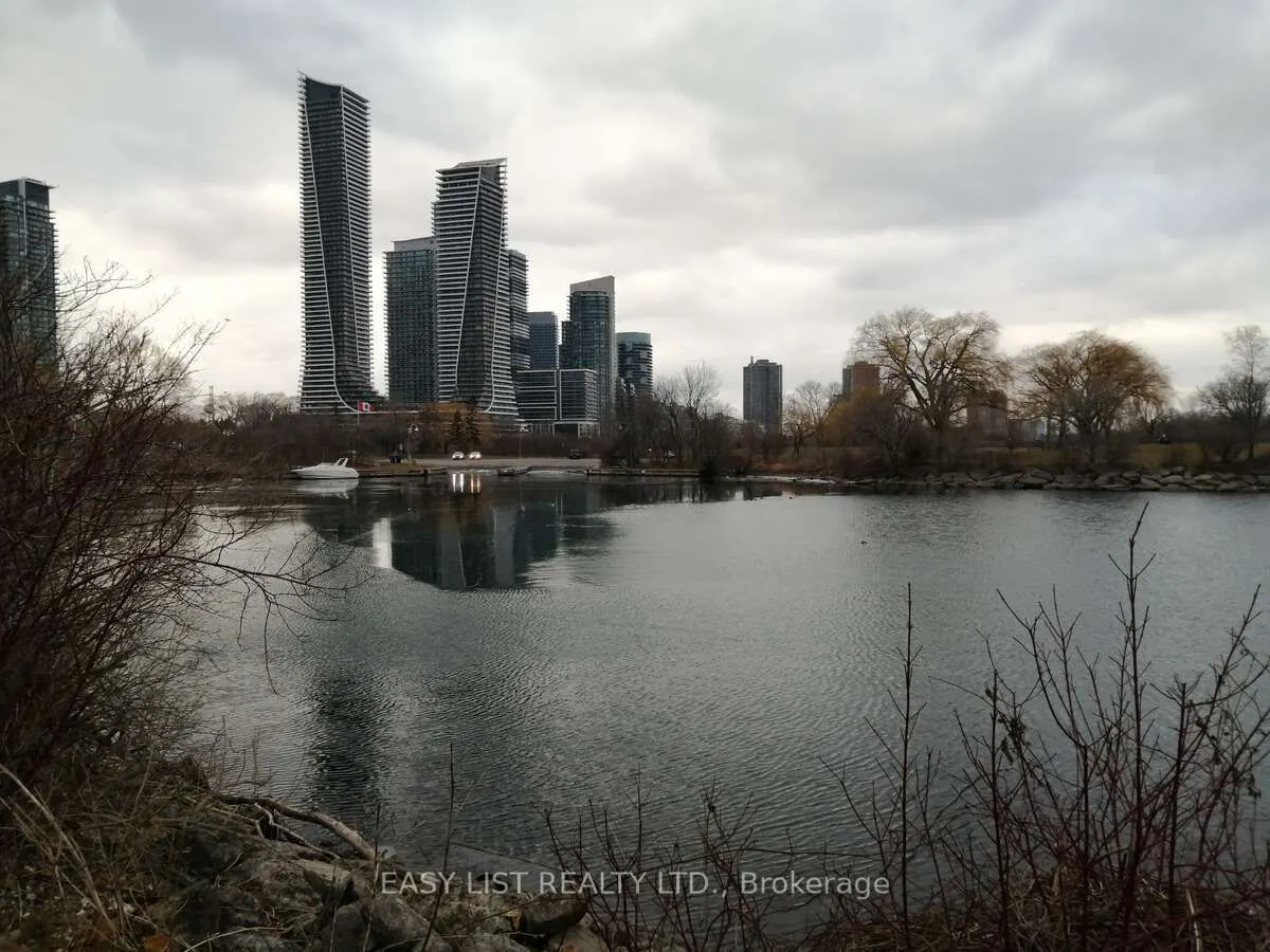 20 Shore Breeze Drive, #2503