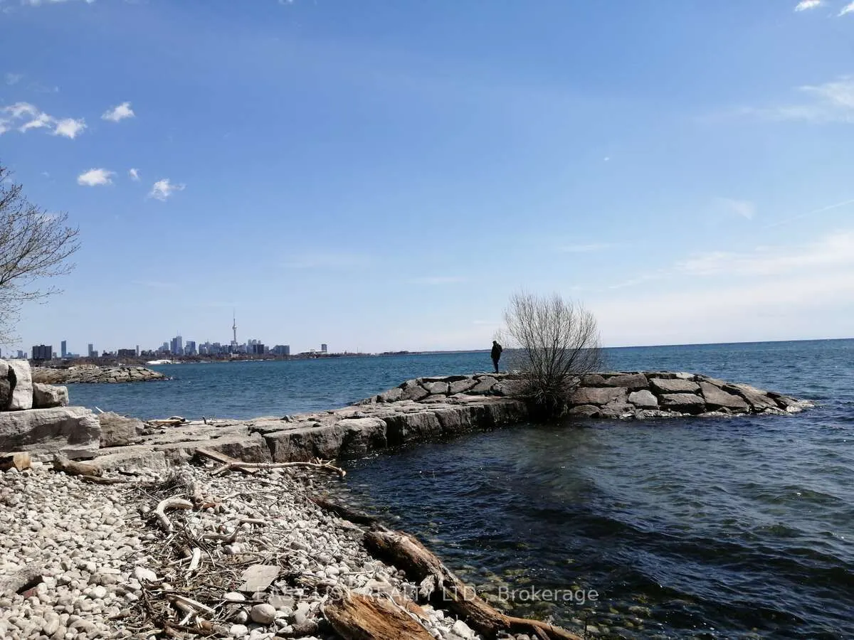 20 Shore Breeze Drive, #2503