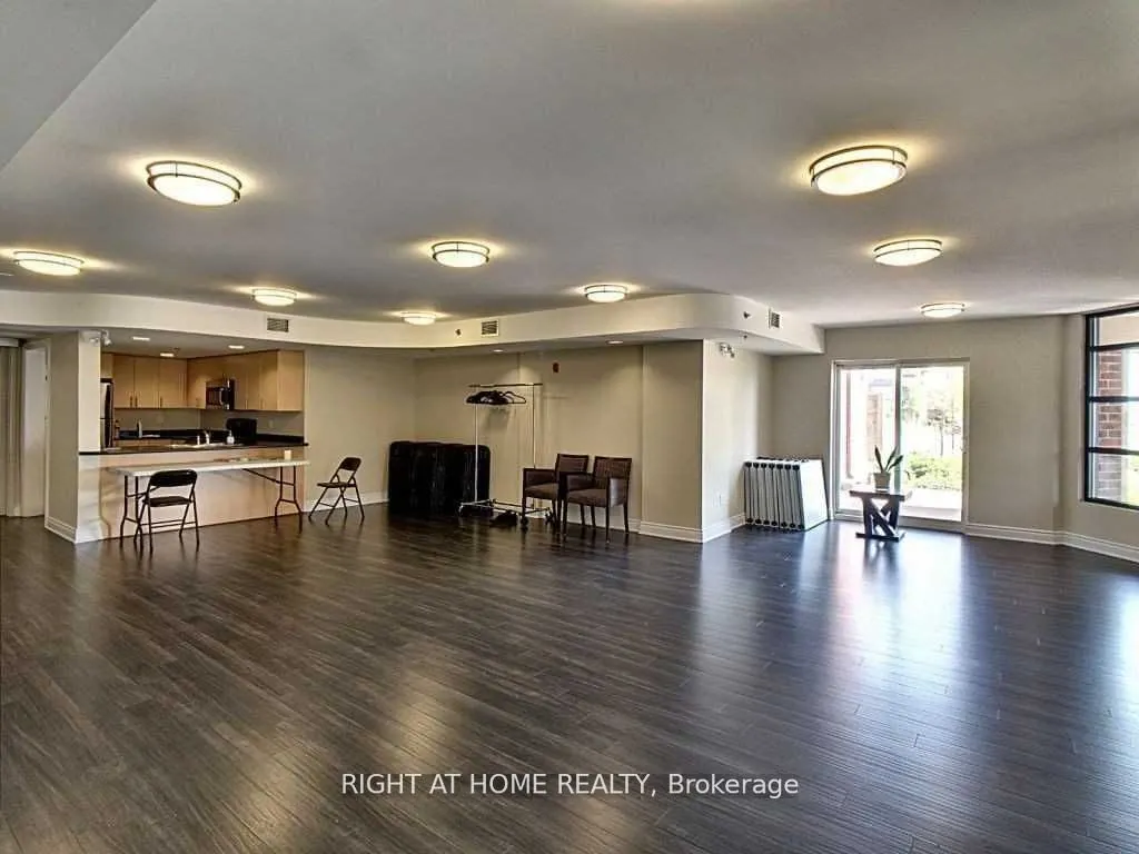 3070 Rotary Way N, #109
