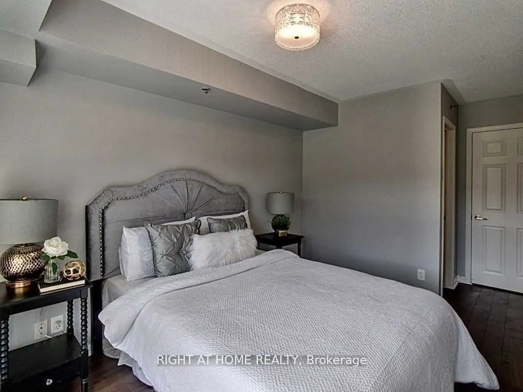 3070 Rotary Way N, #109