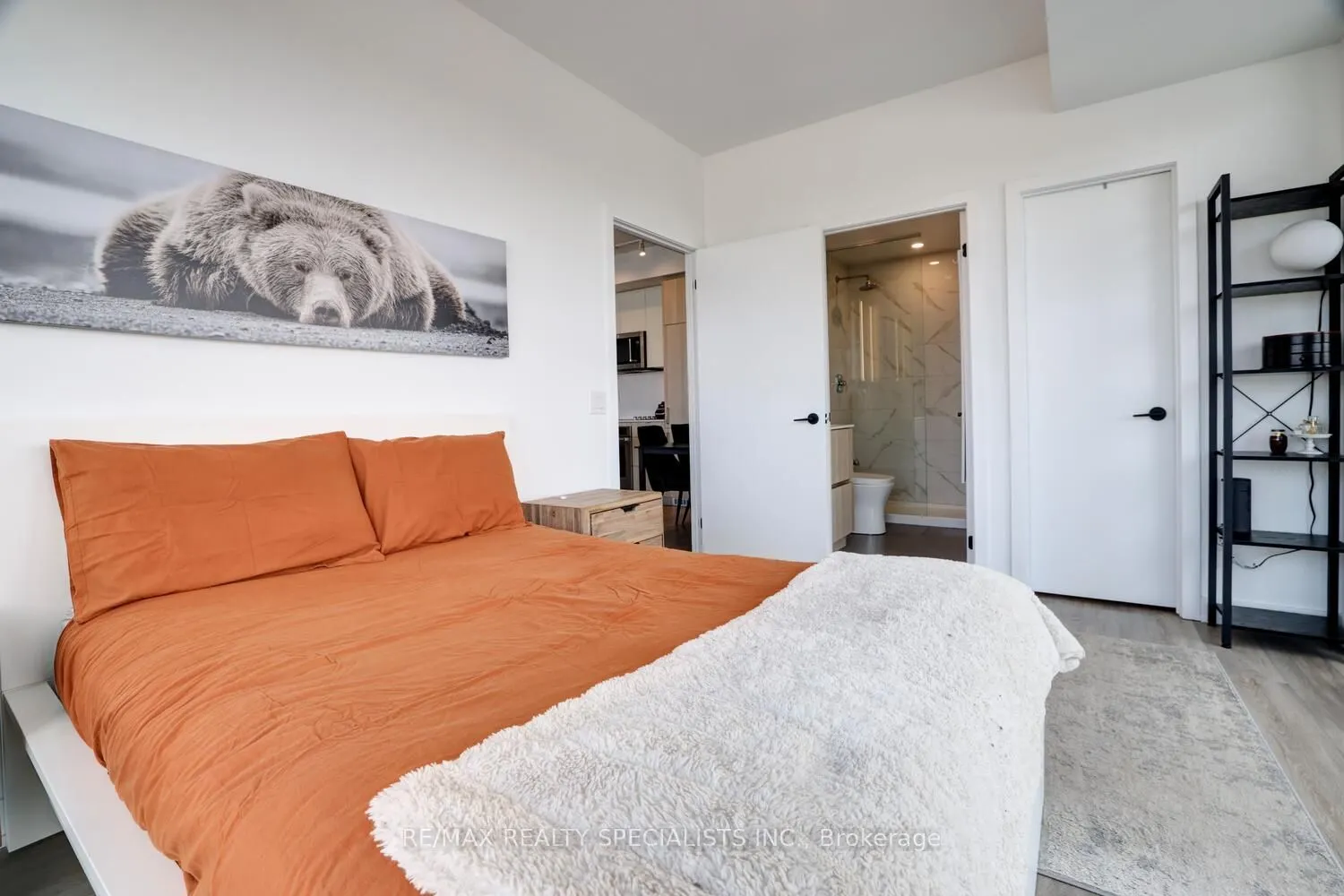 220 Missinnihe Way, #604