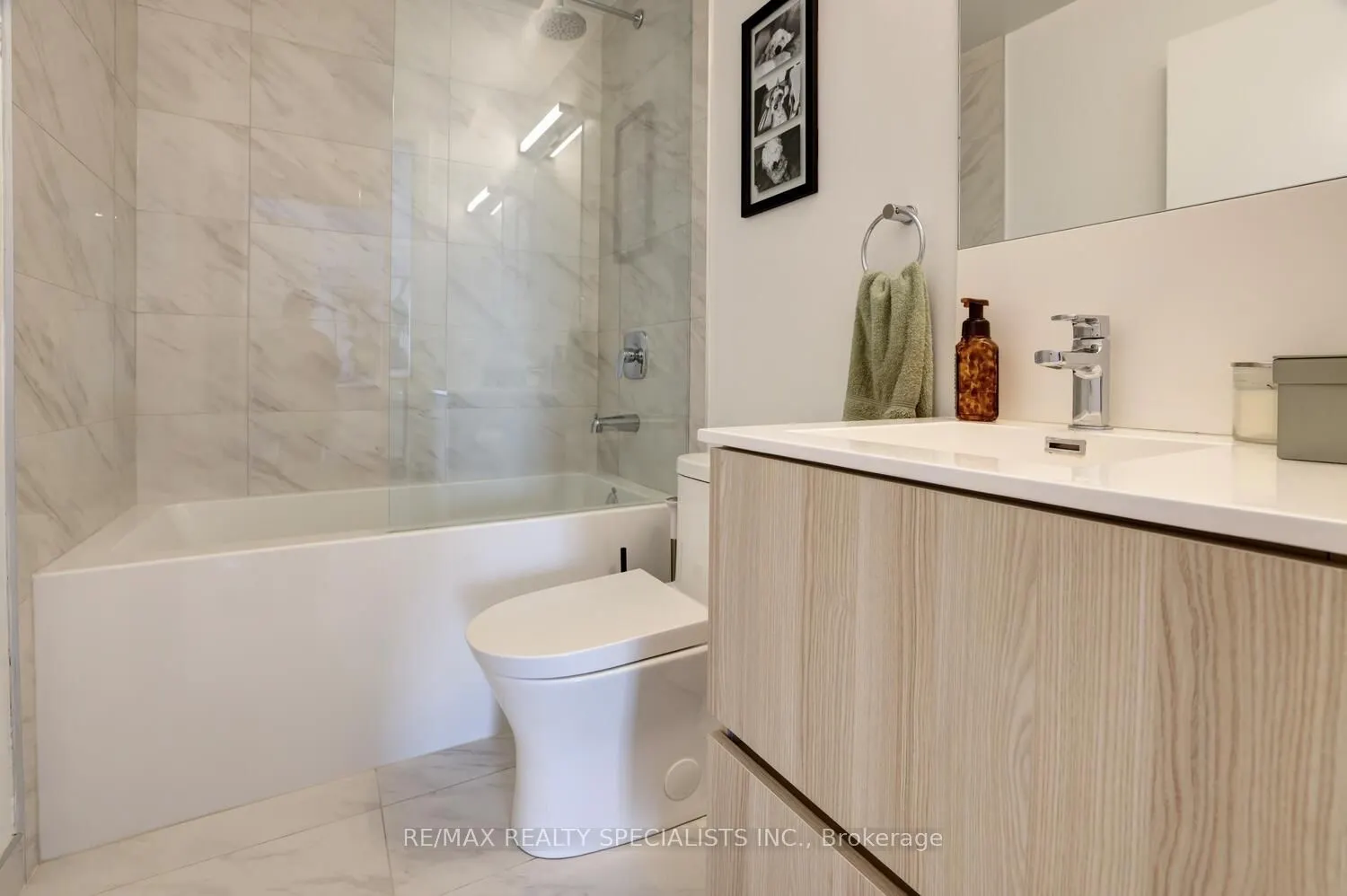 220 Missinnihe Way, #604