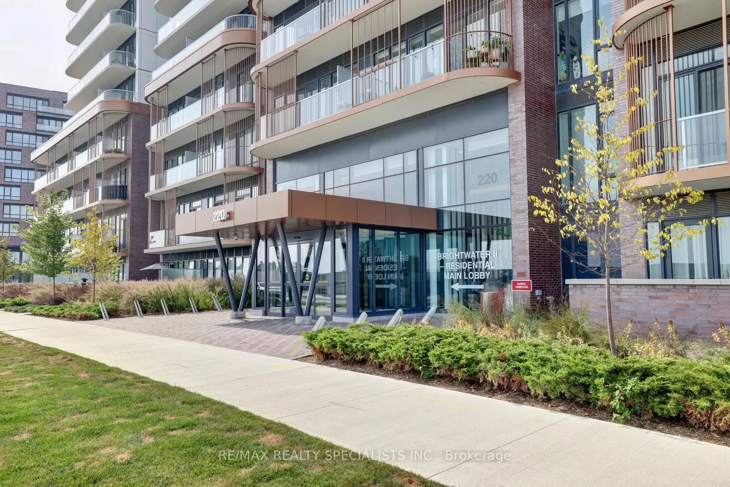 220 Missinnihe Way, #604
