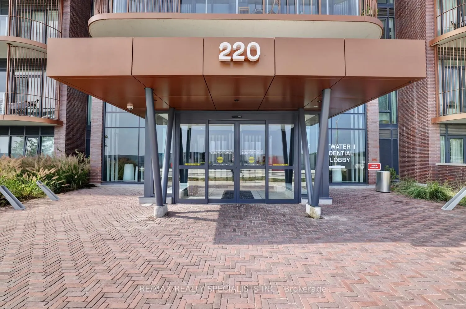 220 Missinnihe Way, #604