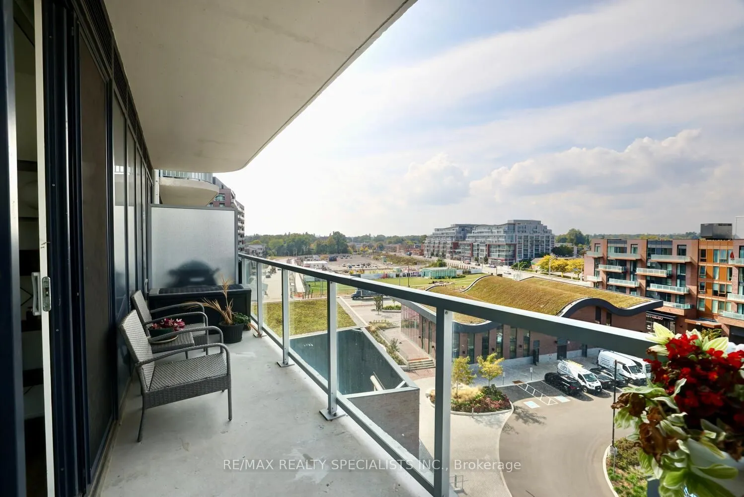 220 Missinnihe Way, #604