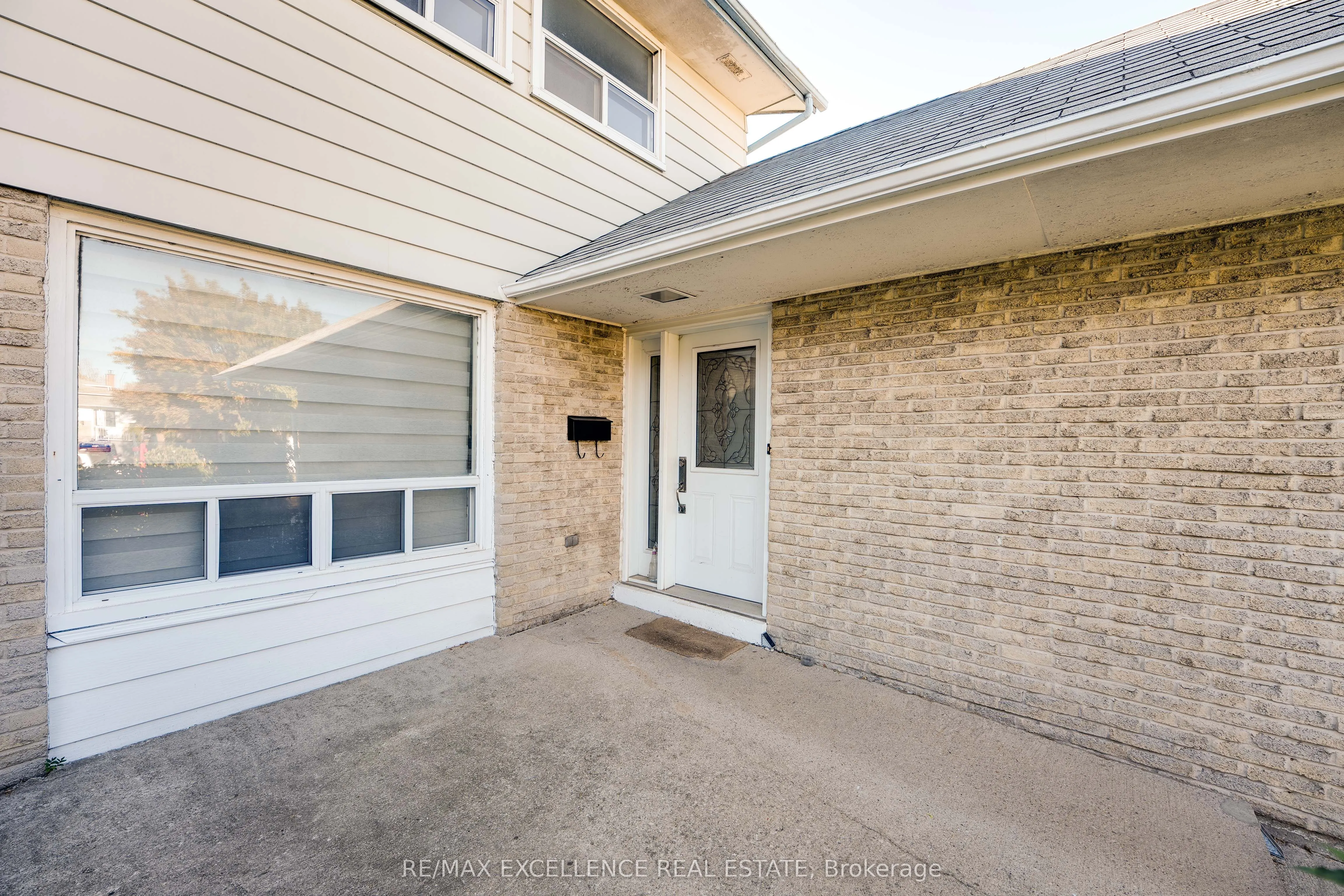 7556 Wildfern Drive