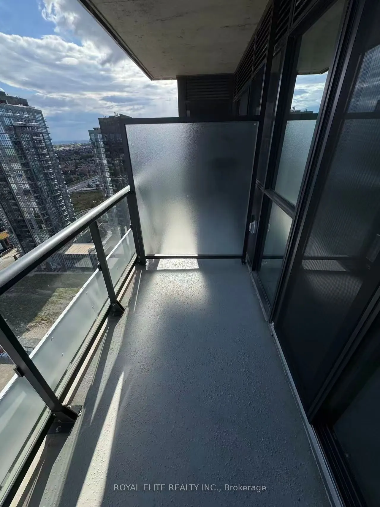 15 Watergarden Drive, #2102