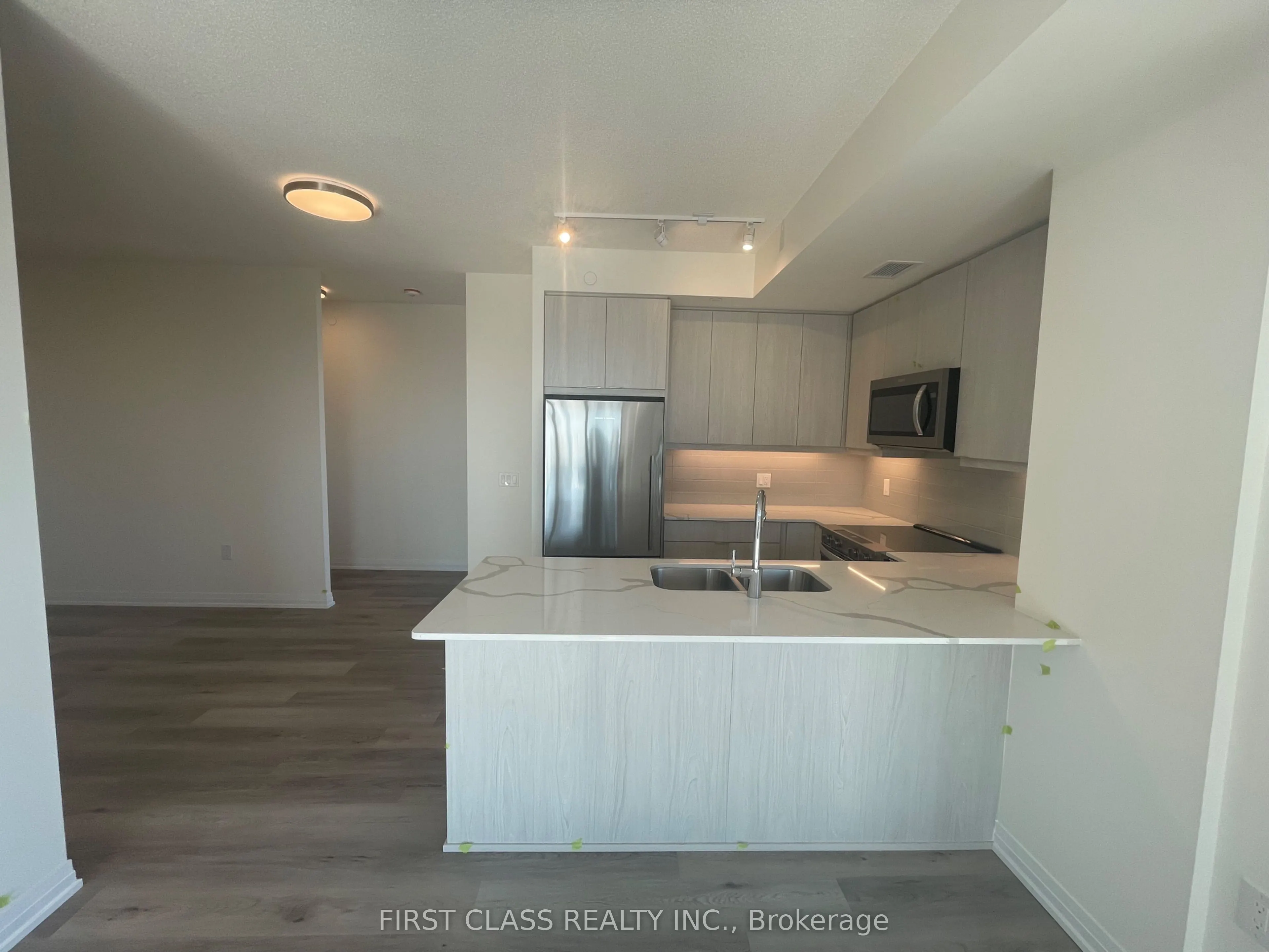 15 Watergarden Drive, #1201