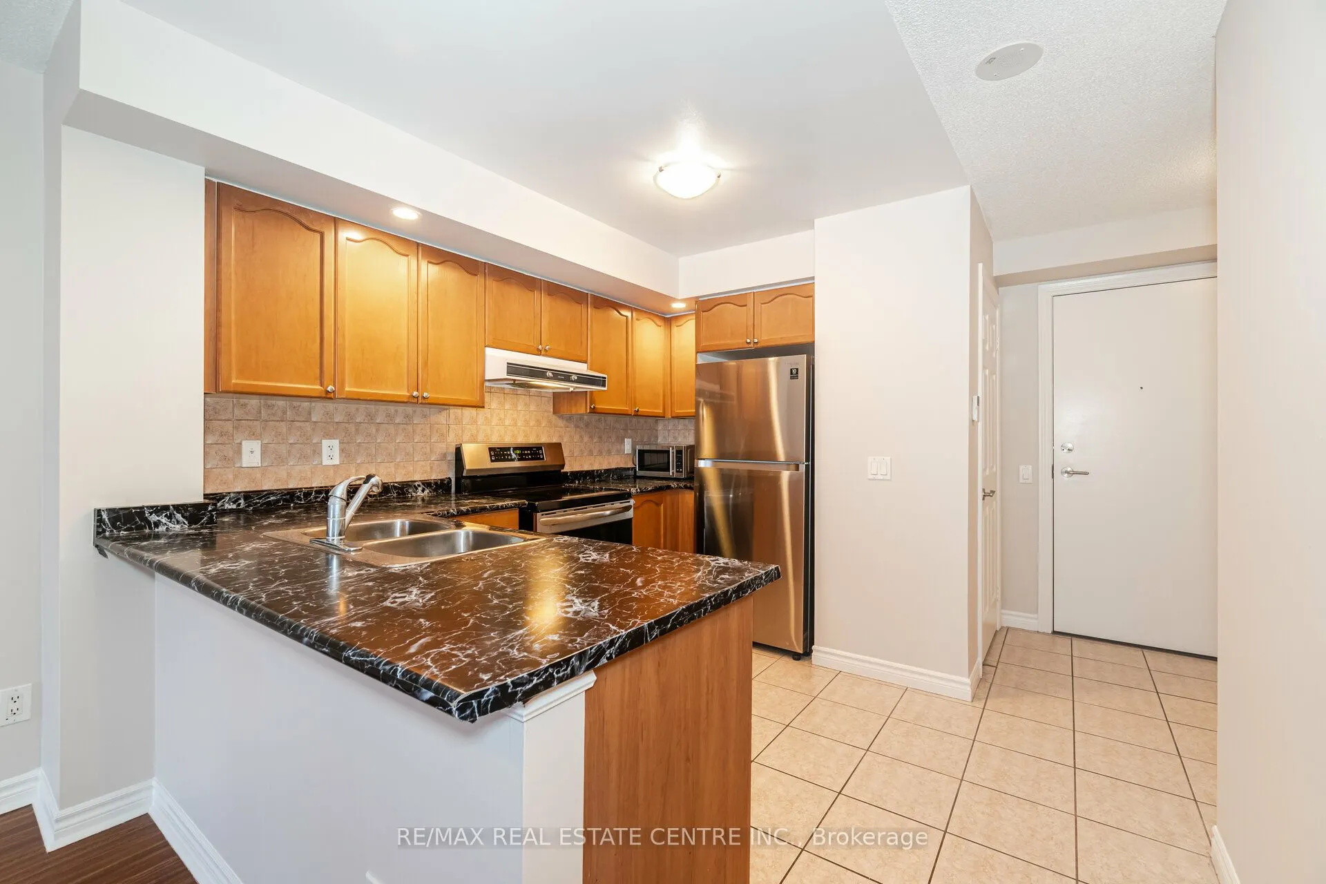 5233 Dundas Street W, #1227