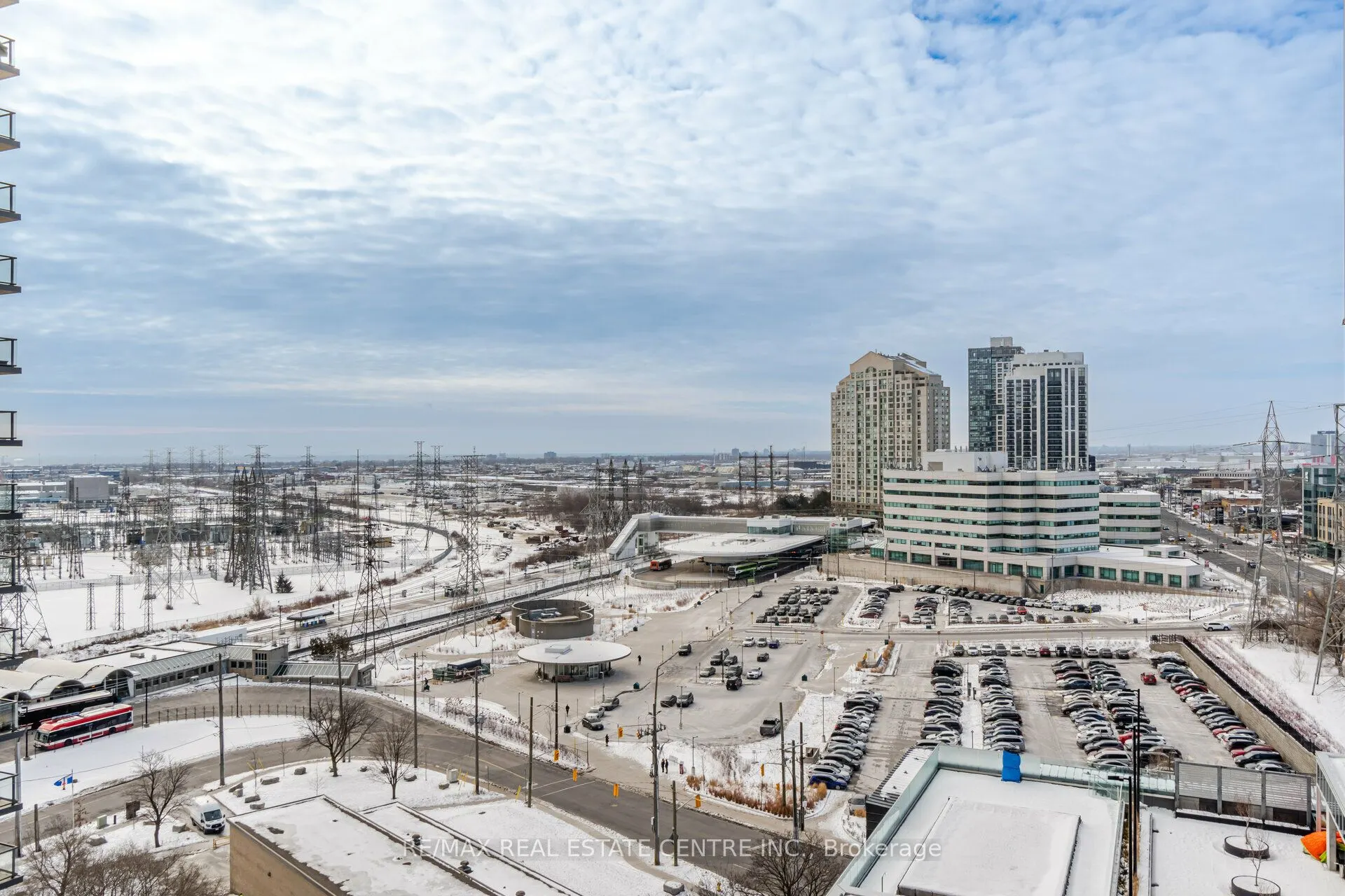 5233 Dundas Street W, #1227
