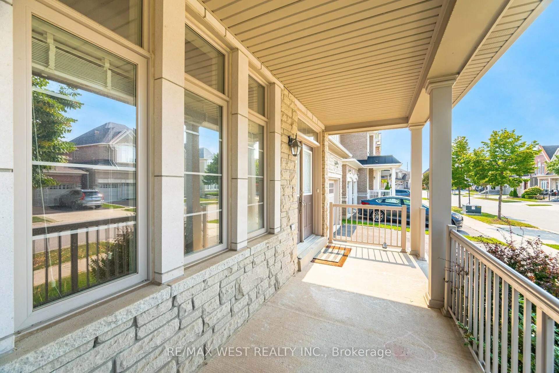 422 Hidden Trail